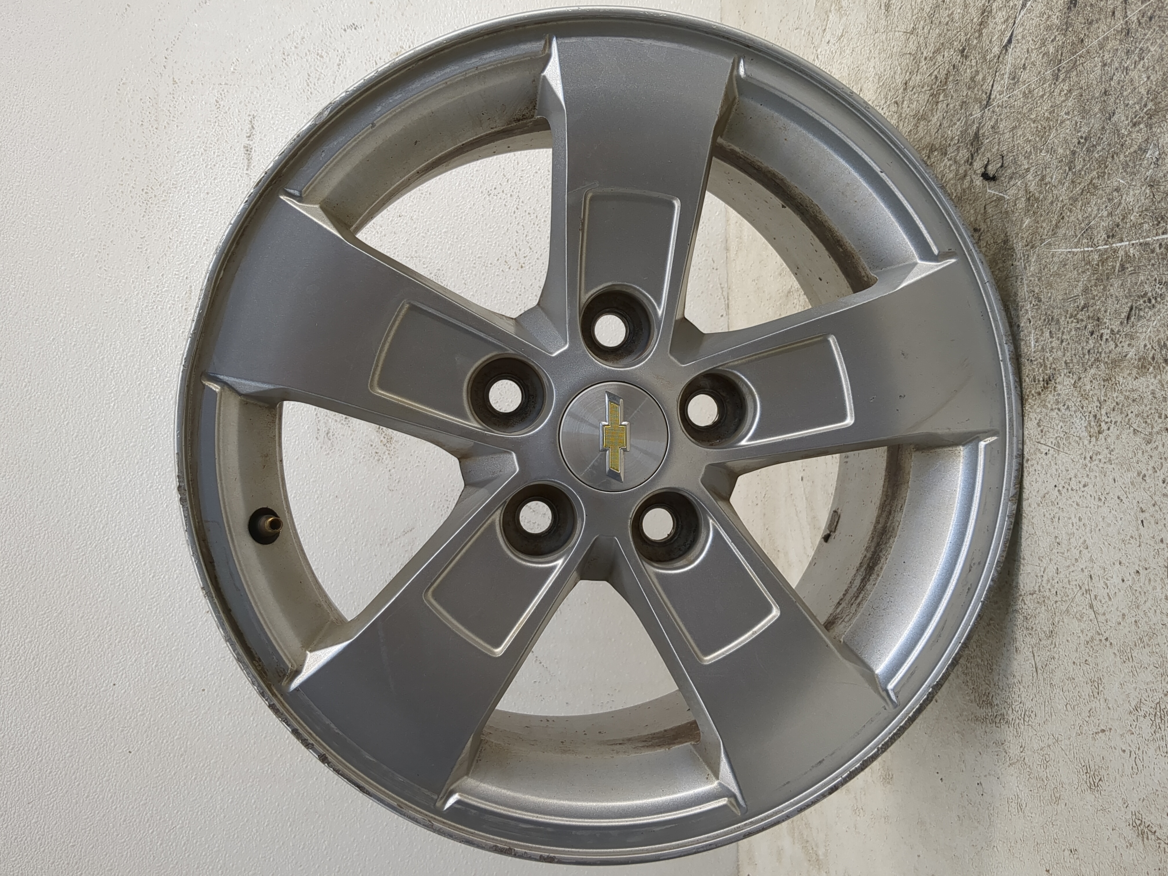 2013-2016 Chevrolet Malibu Oem Wheel Rim 1159508 - Oemusedautoparts1.com