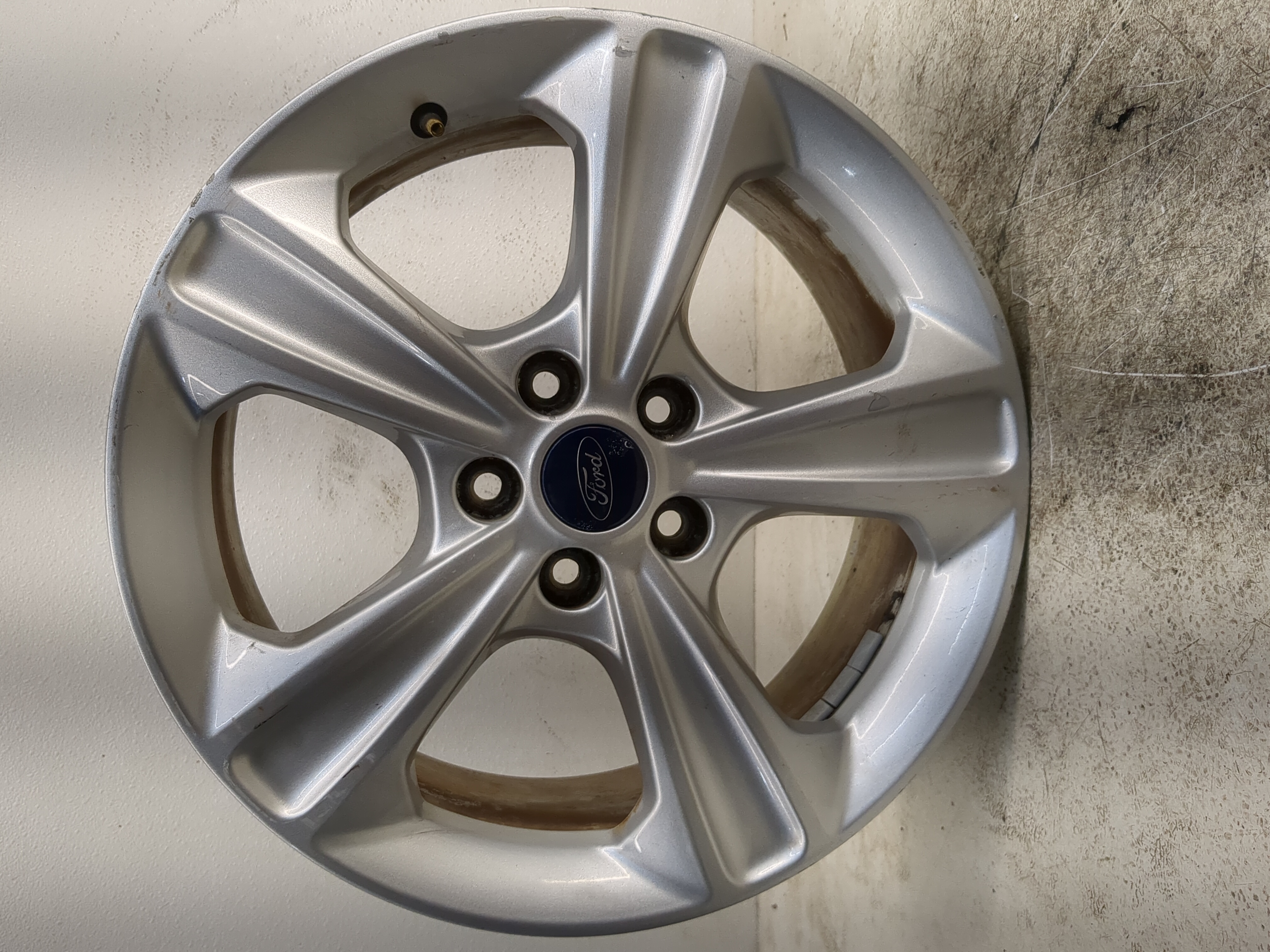 2013-2016 Ford Escape Oem Wheel Rim 1159796 - Oemusedautoparts1.com