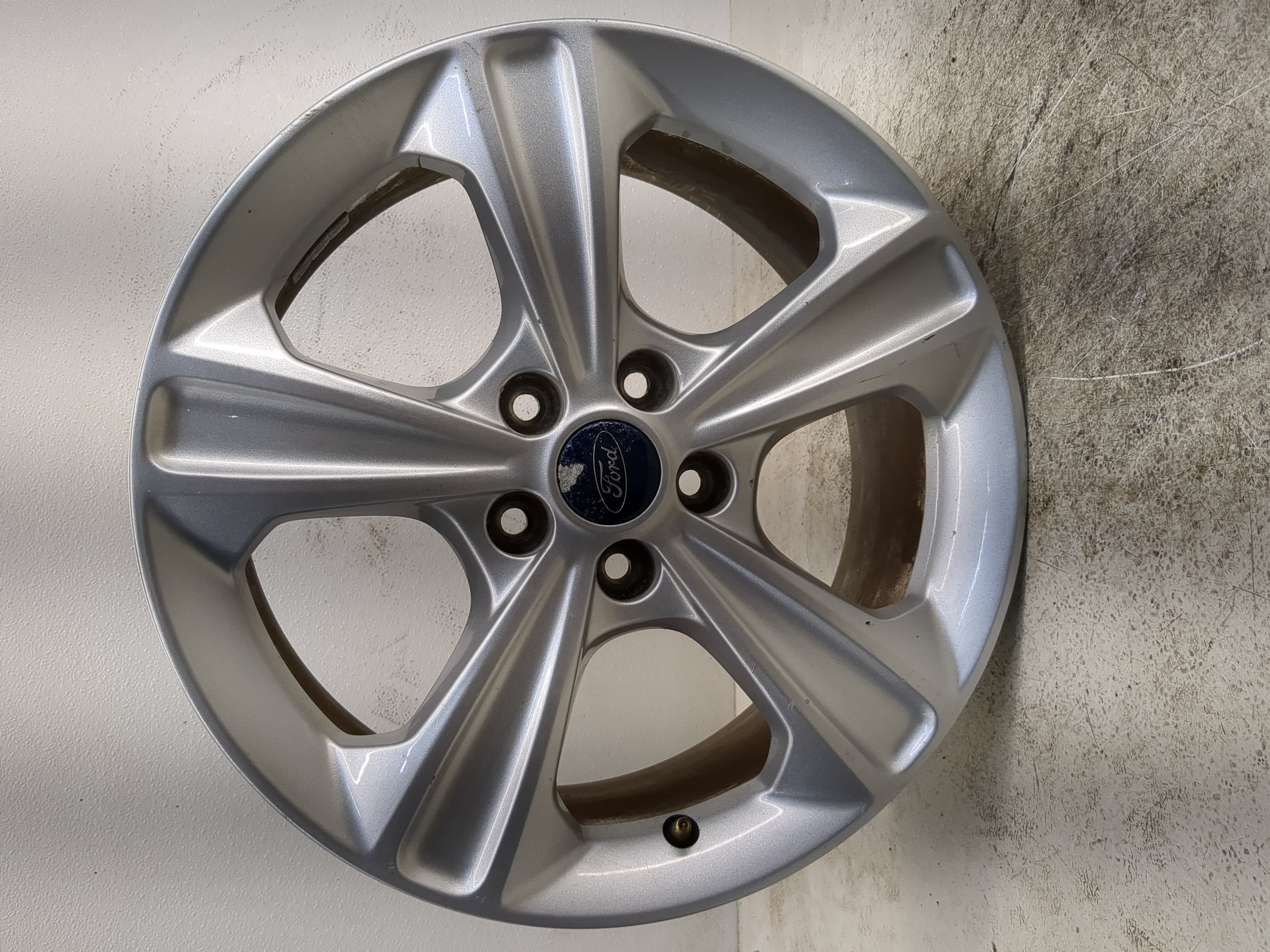 2013-2016 Ford Escape Oem Wheel Rim 1159797 - Oemusedautoparts1.com