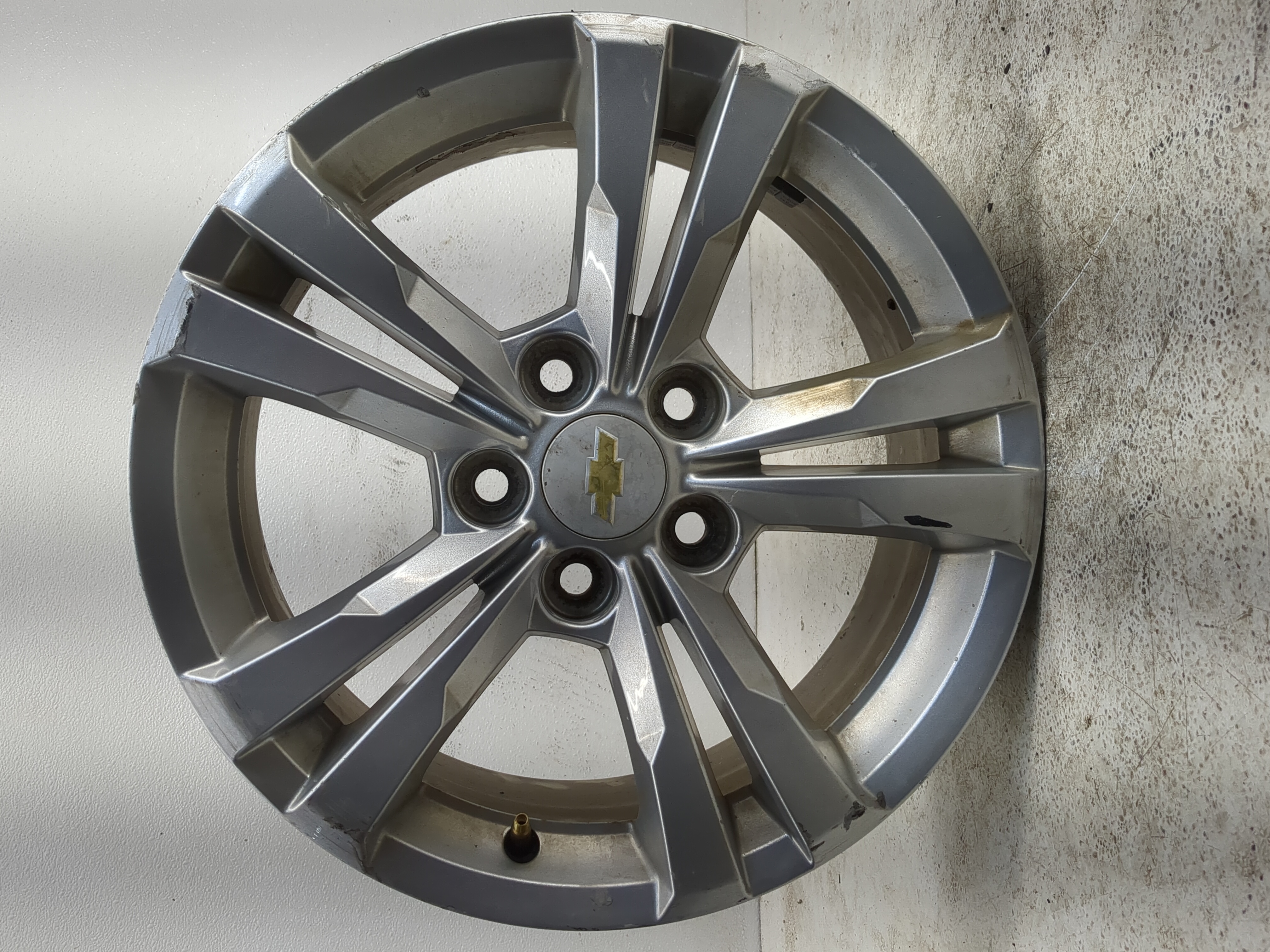 2010-2017 Chevrolet Equinox Oem Wheel Rim 1159807 - Oemusedautoparts1.com