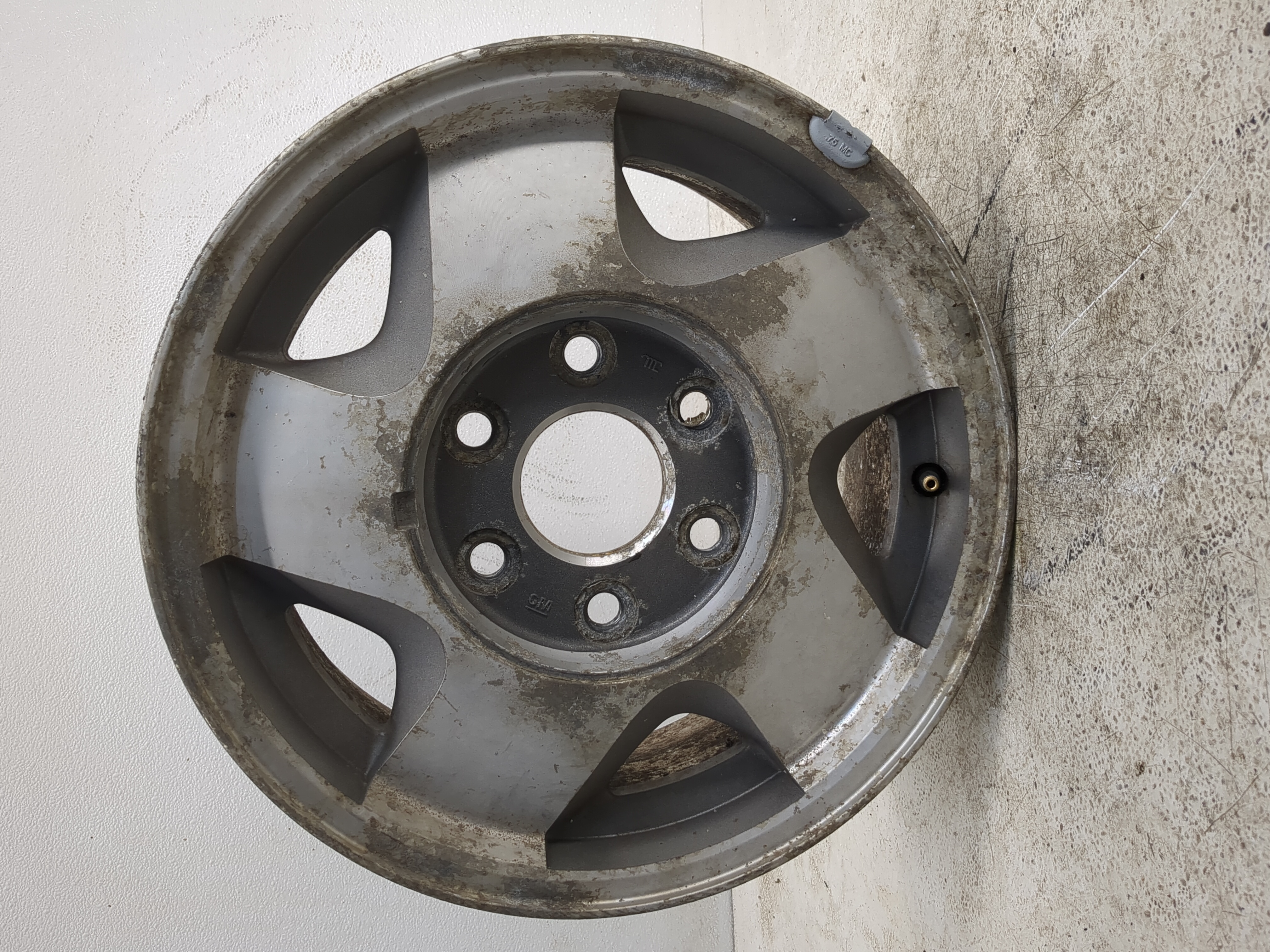 1992-1999 Gmc Yukon Oem Wheel Rim 1169022 - Oemusedautoparts1.com