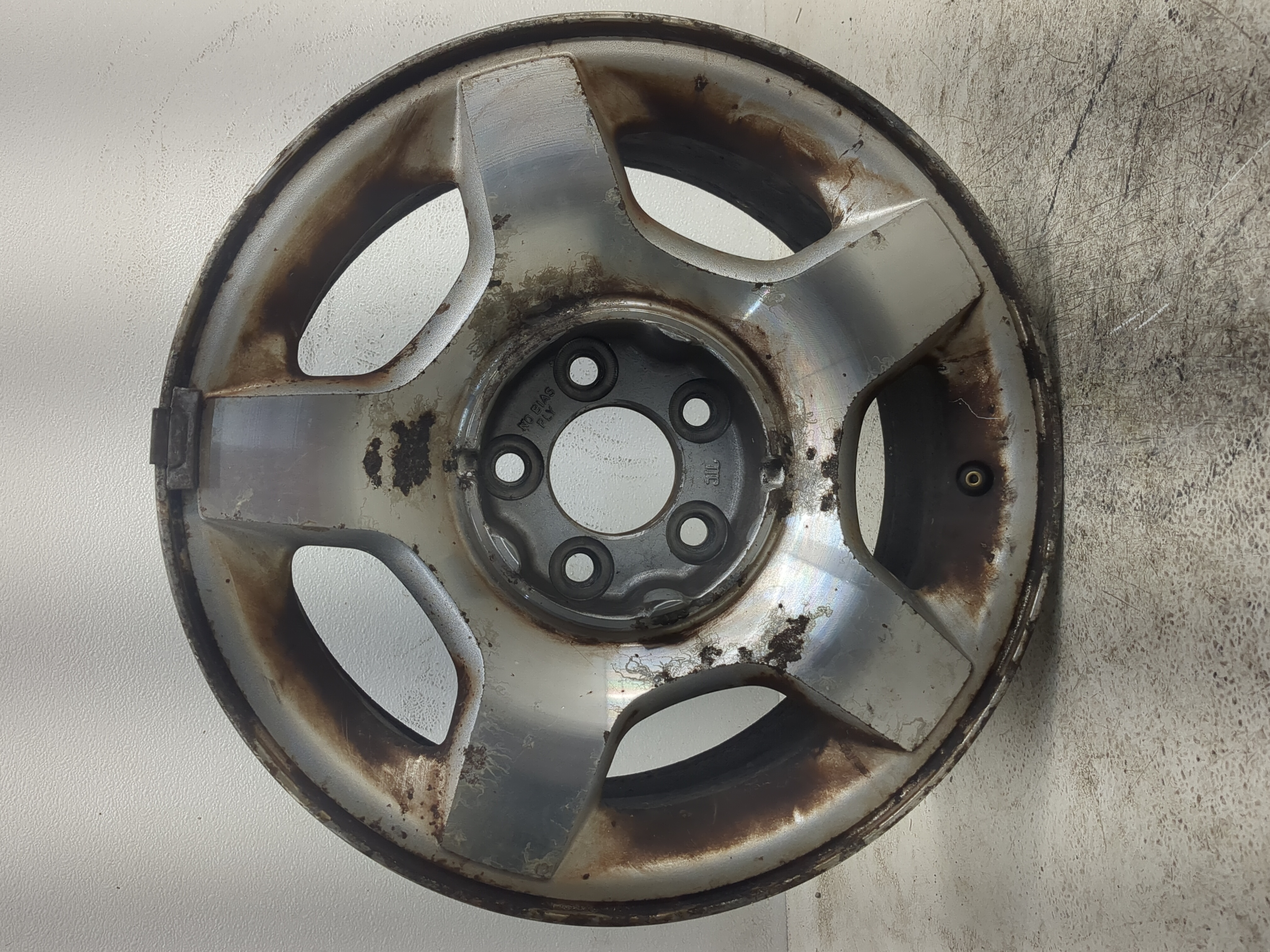 1999-2001 Ford Explorer Oem Wheel Rim 1170138 - Oemusedautoparts1.com