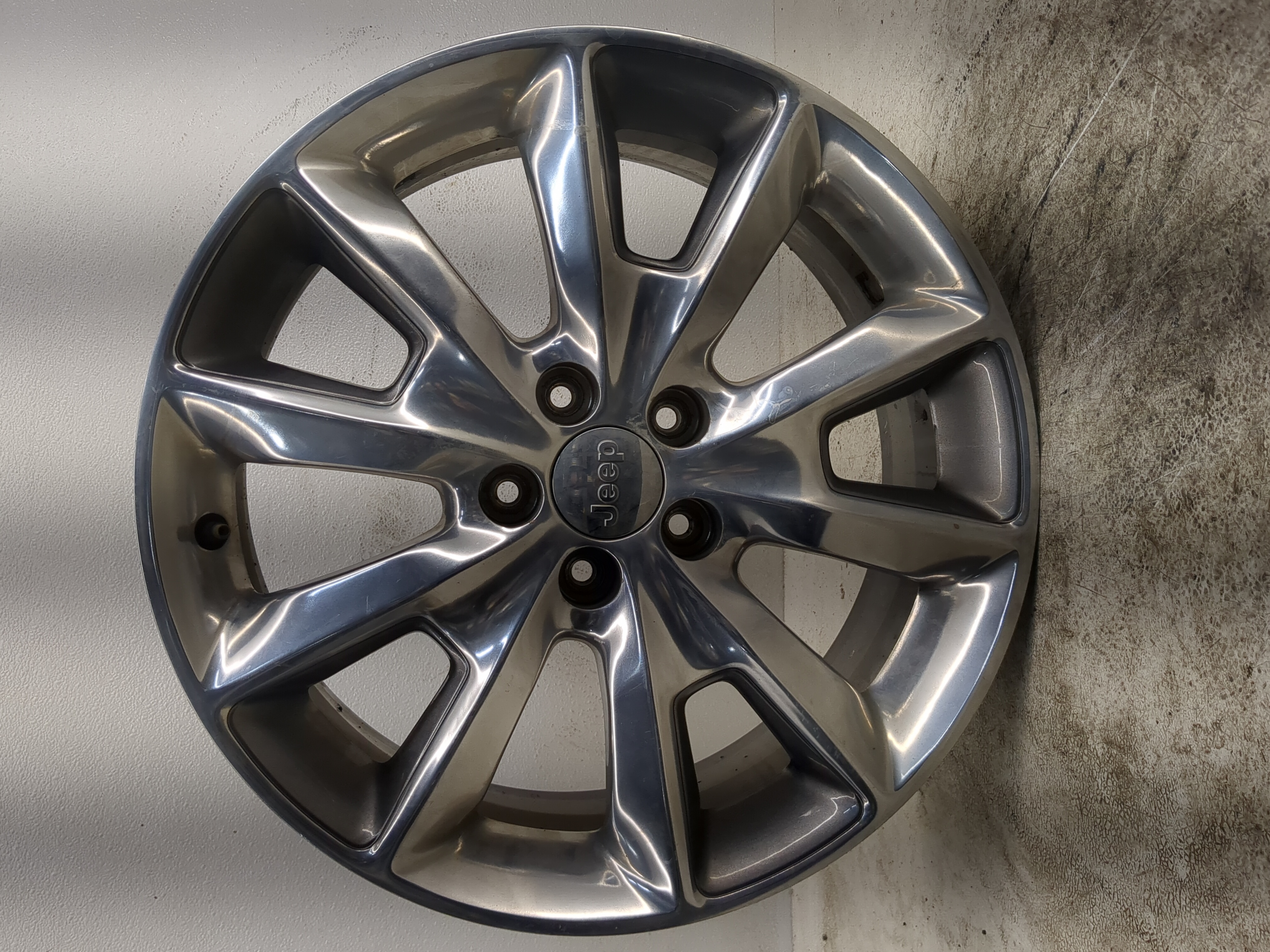 2014-2018 Jeep Cherokee Oem Wheel Rim 1171576 - Oemusedautoparts1.com