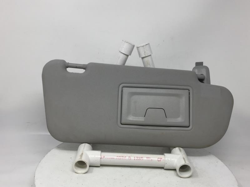 2004 Mazda 3 Passenger Right Sun Visor Sunvisor 11716 - Oemusedautoparts1.com