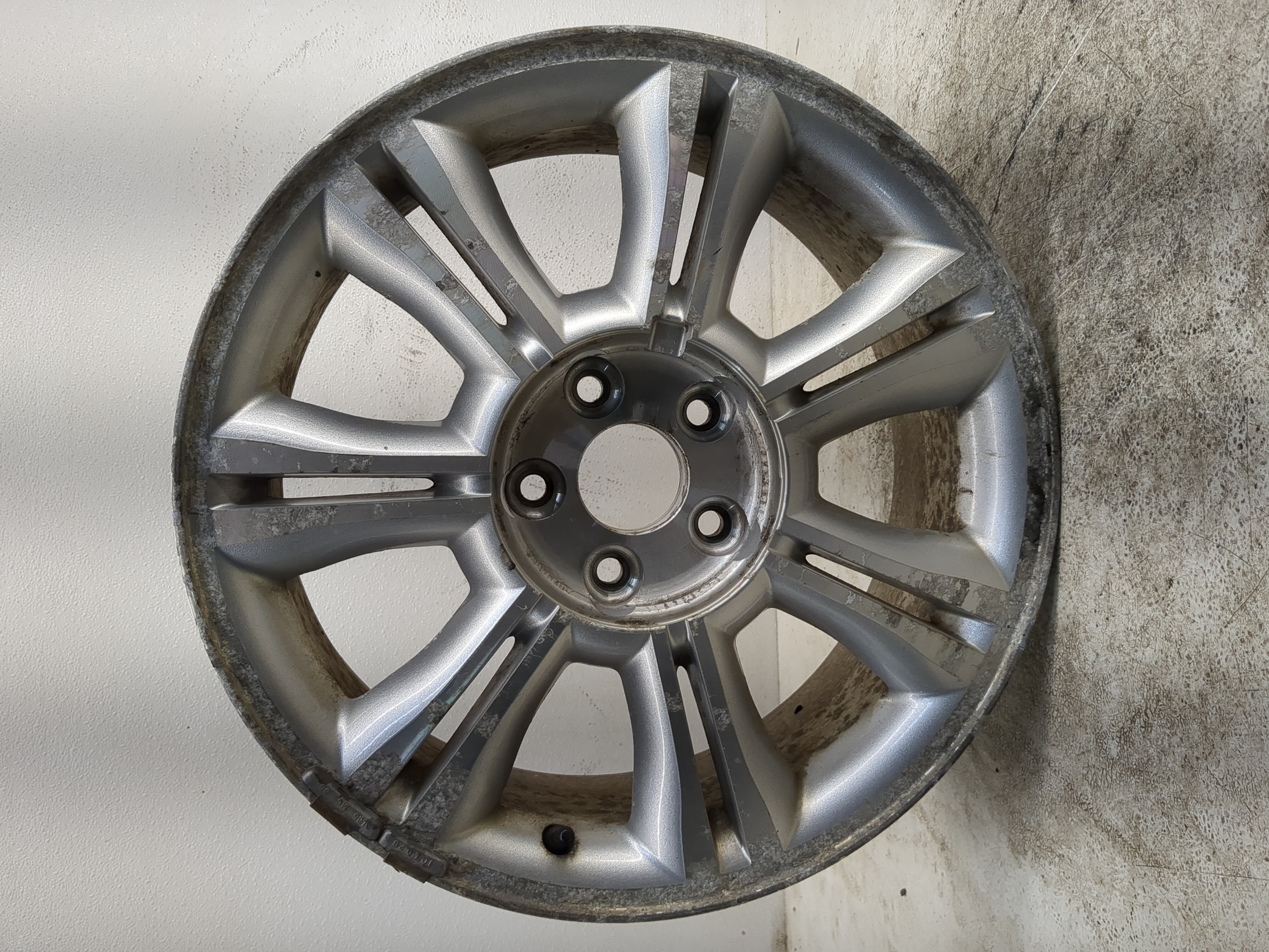 2008-2009 Mercury Sable Oem Wheel Rim 1172040 - Oemusedautoparts1.com