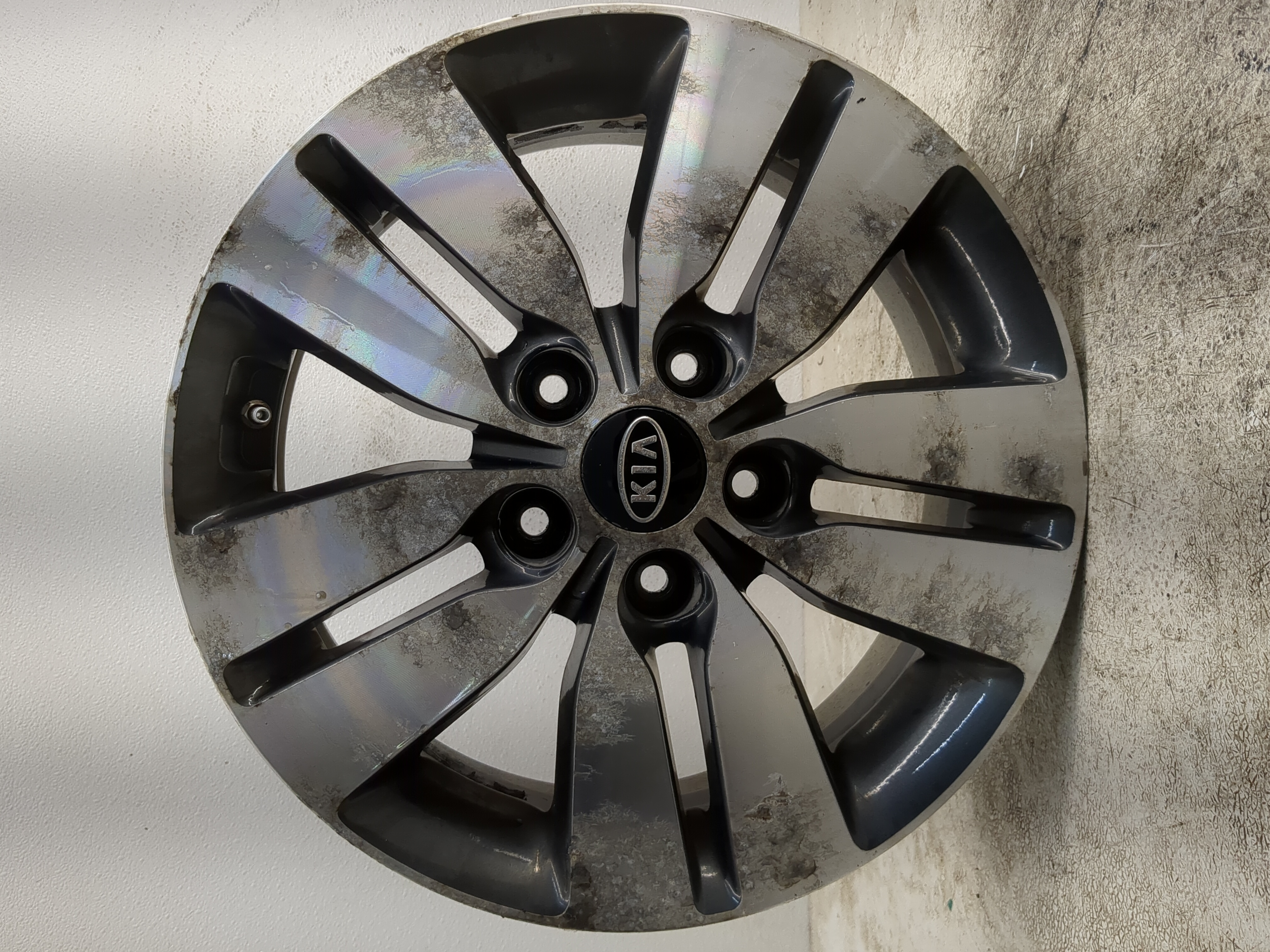2013-2013 Kia Forte Koup Oem Wheel Rim 1172216 - Oemusedautoparts1.com