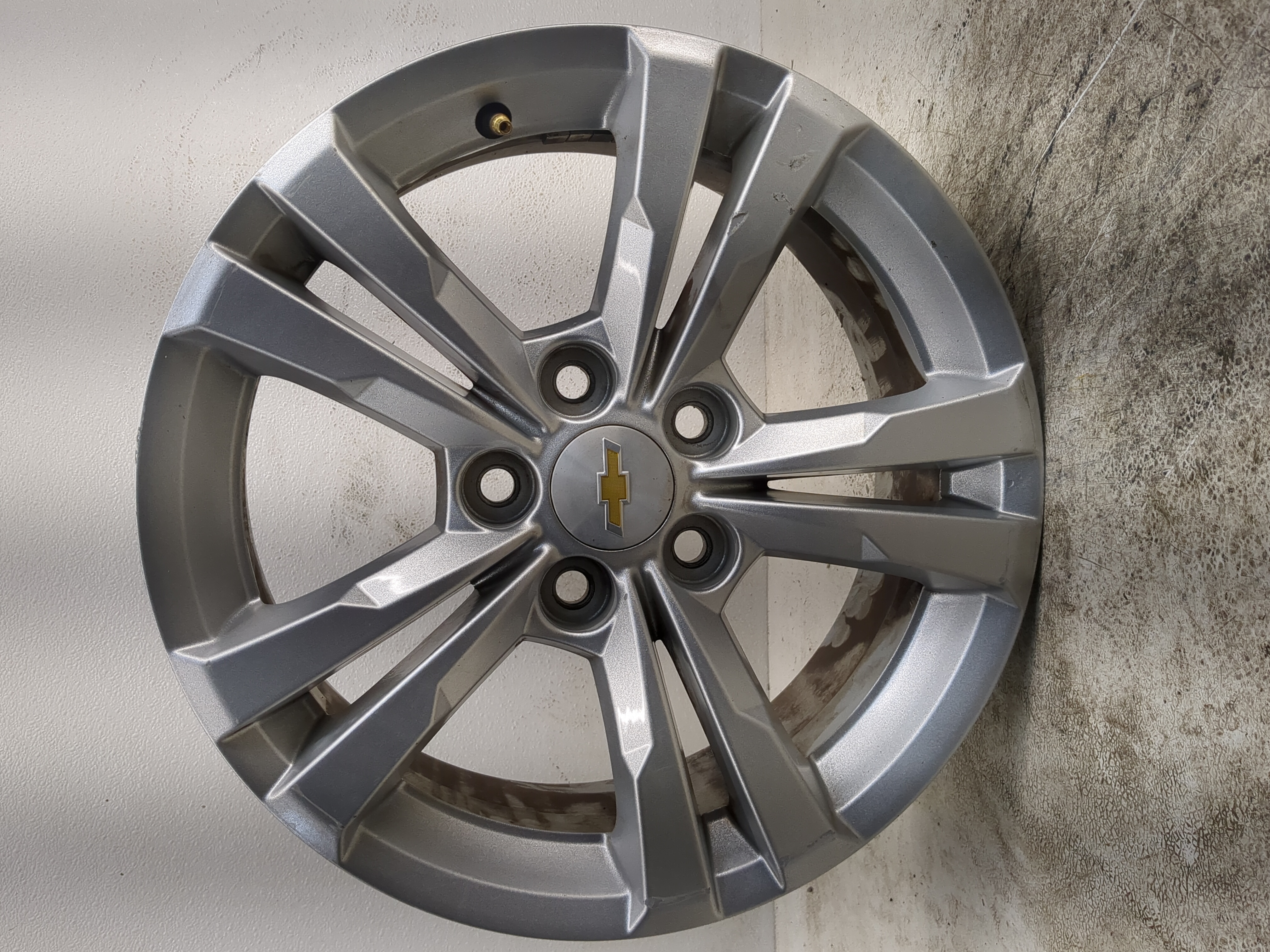 2010-2017 Chevrolet Equinox Oem Wheel Rim 1172471 - Oemusedautoparts1.com
