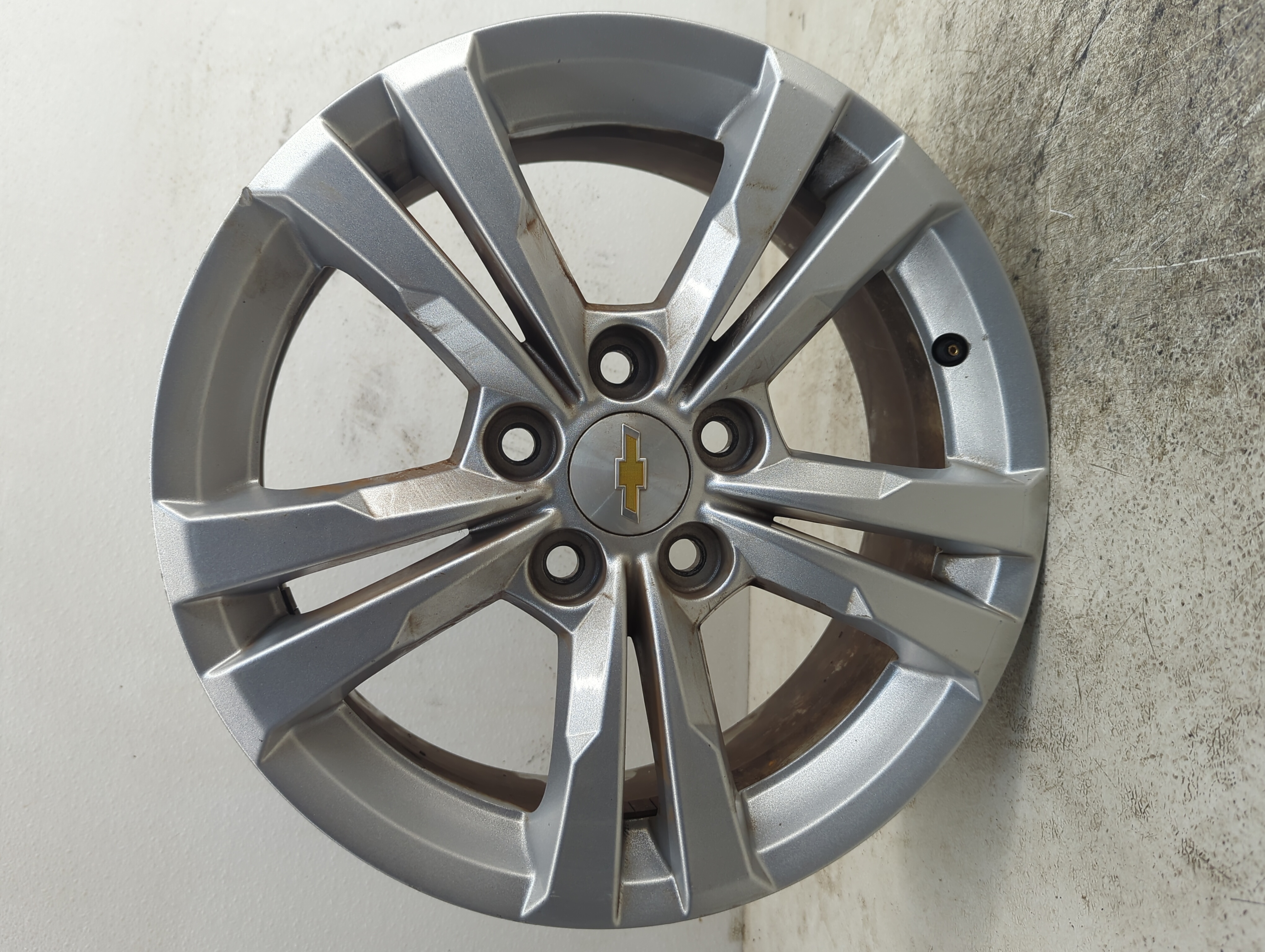 2010-2017 Chevrolet Equinox Oem Wheel Rim 1172474 - Oemusedautoparts1.com