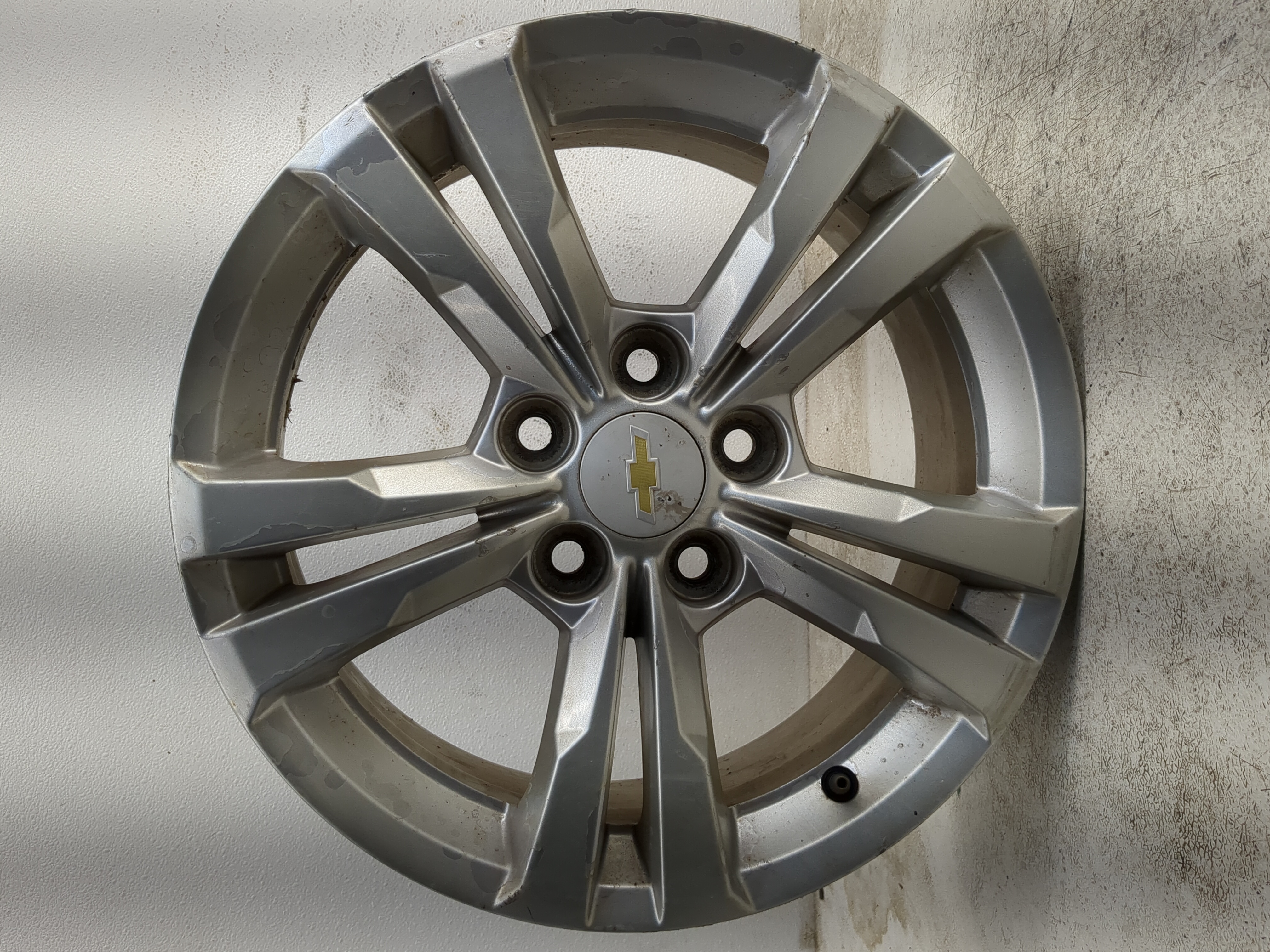 2010-2017 Chevrolet Equinox Oem Wheel Rim 1173670 - Oemusedautoparts1.com