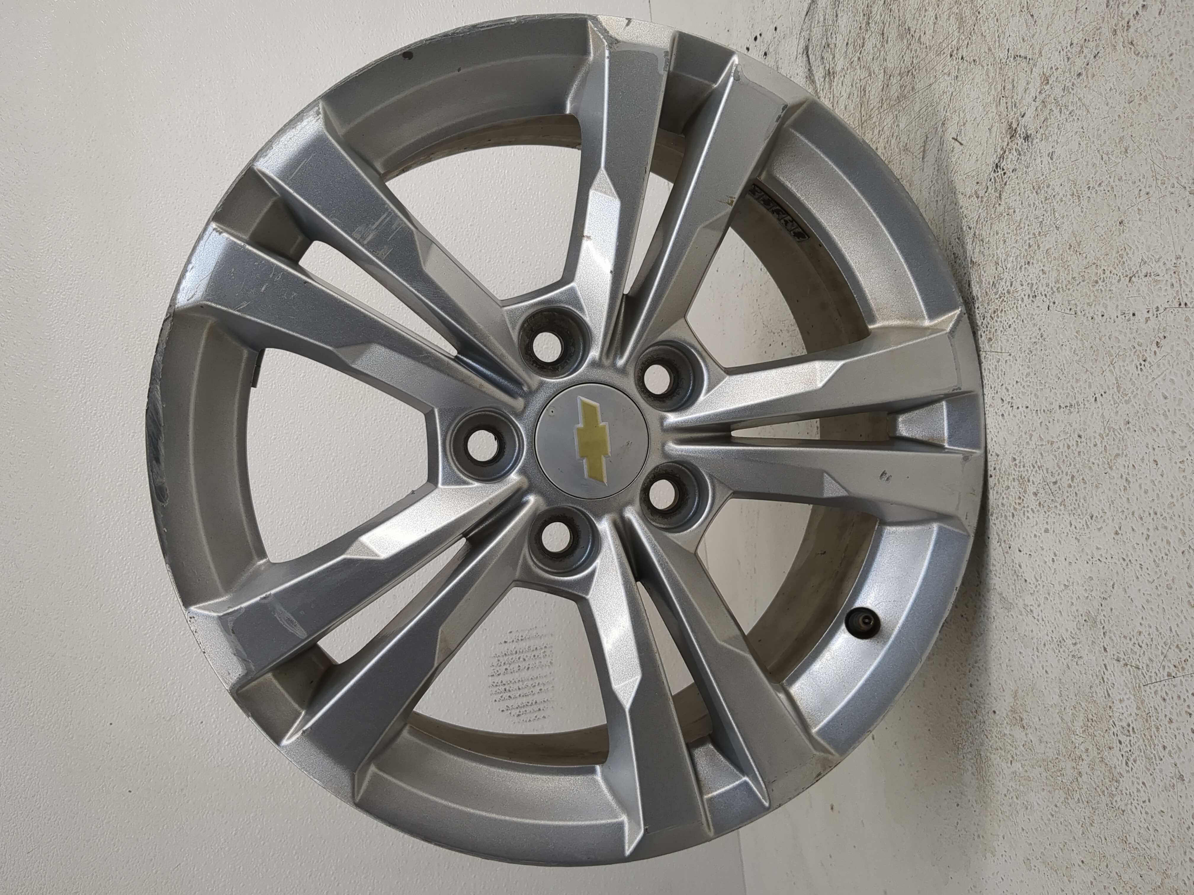 Picture of 2010-2017 Chevrolet Equinox Oem Wheel Rim 1173672