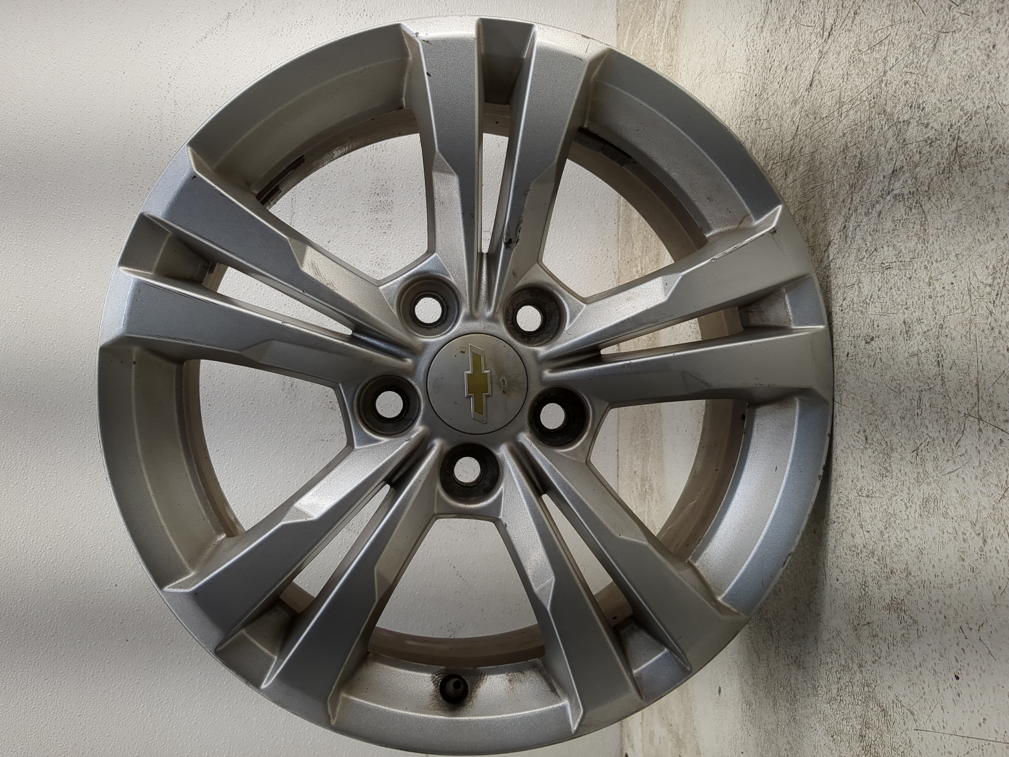 2010-2017 Chevrolet Equinox Oem Wheel Rim 1173673 - Oemusedautoparts1.com
