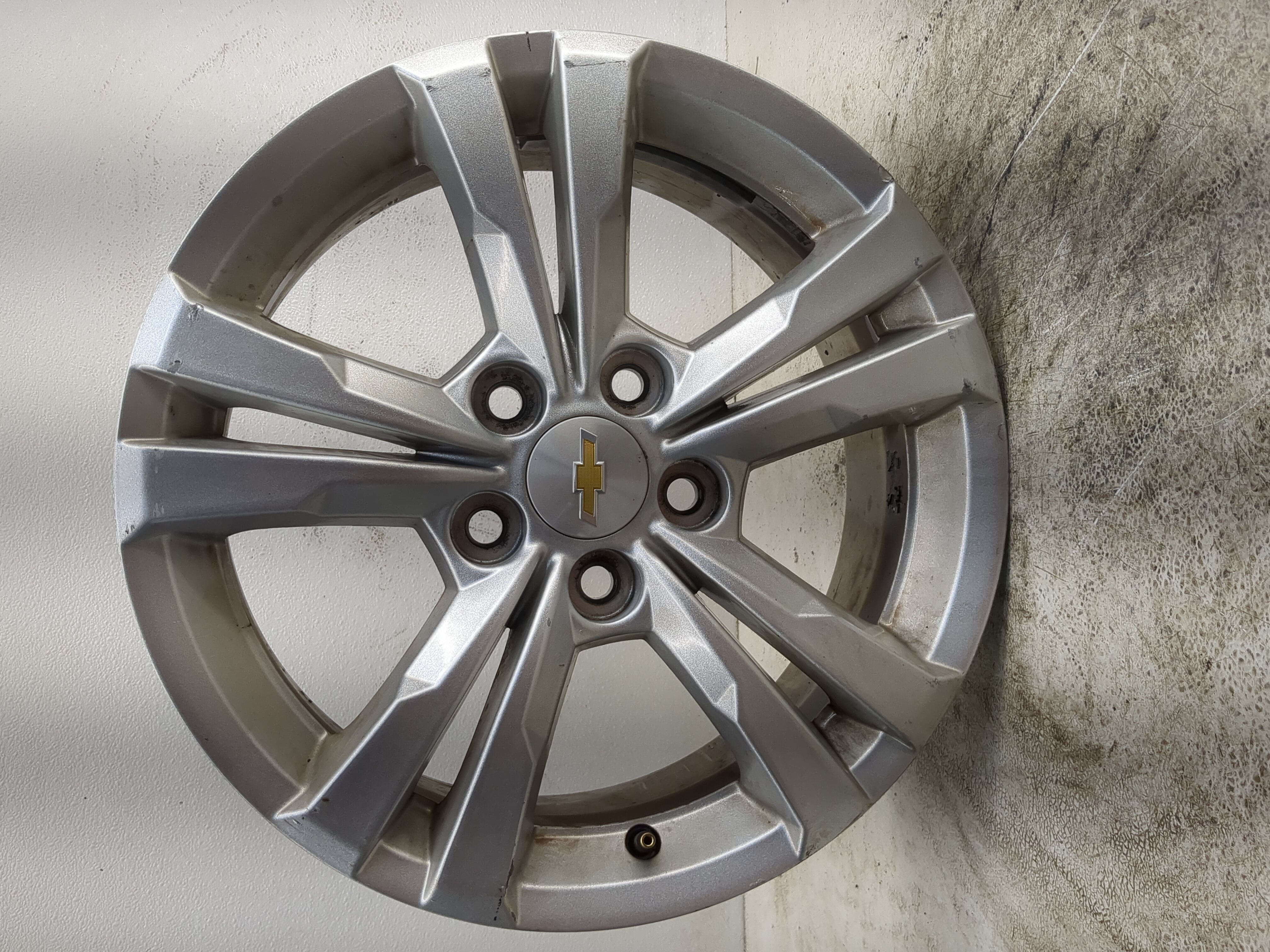 2010-2017 Chevrolet Equinox Oem Wheel Rim 1173966 - Oemusedautoparts1.com