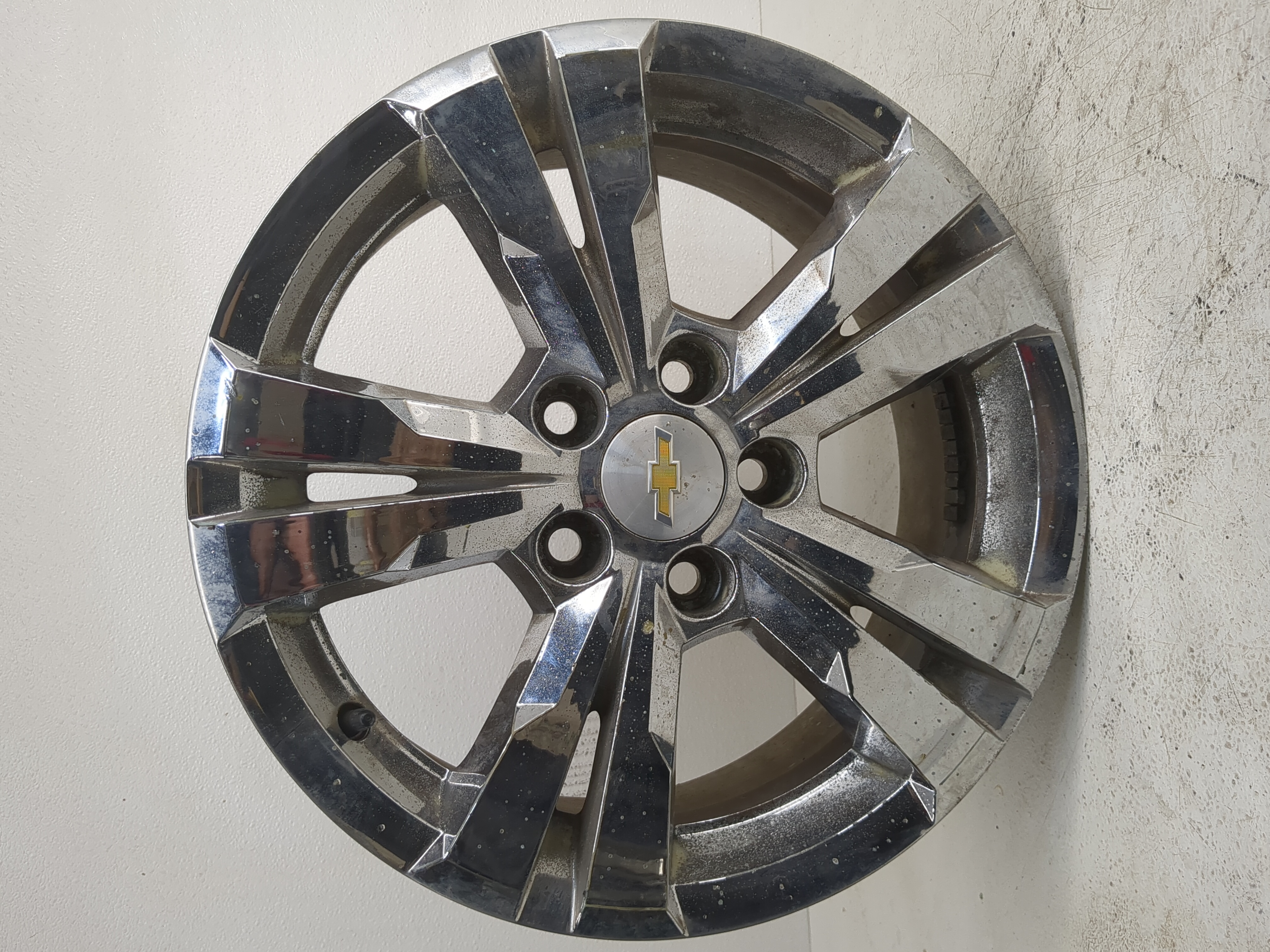 Picture of 2010-2017 Chevrolet Equinox Oem Wheel Rim 1173974