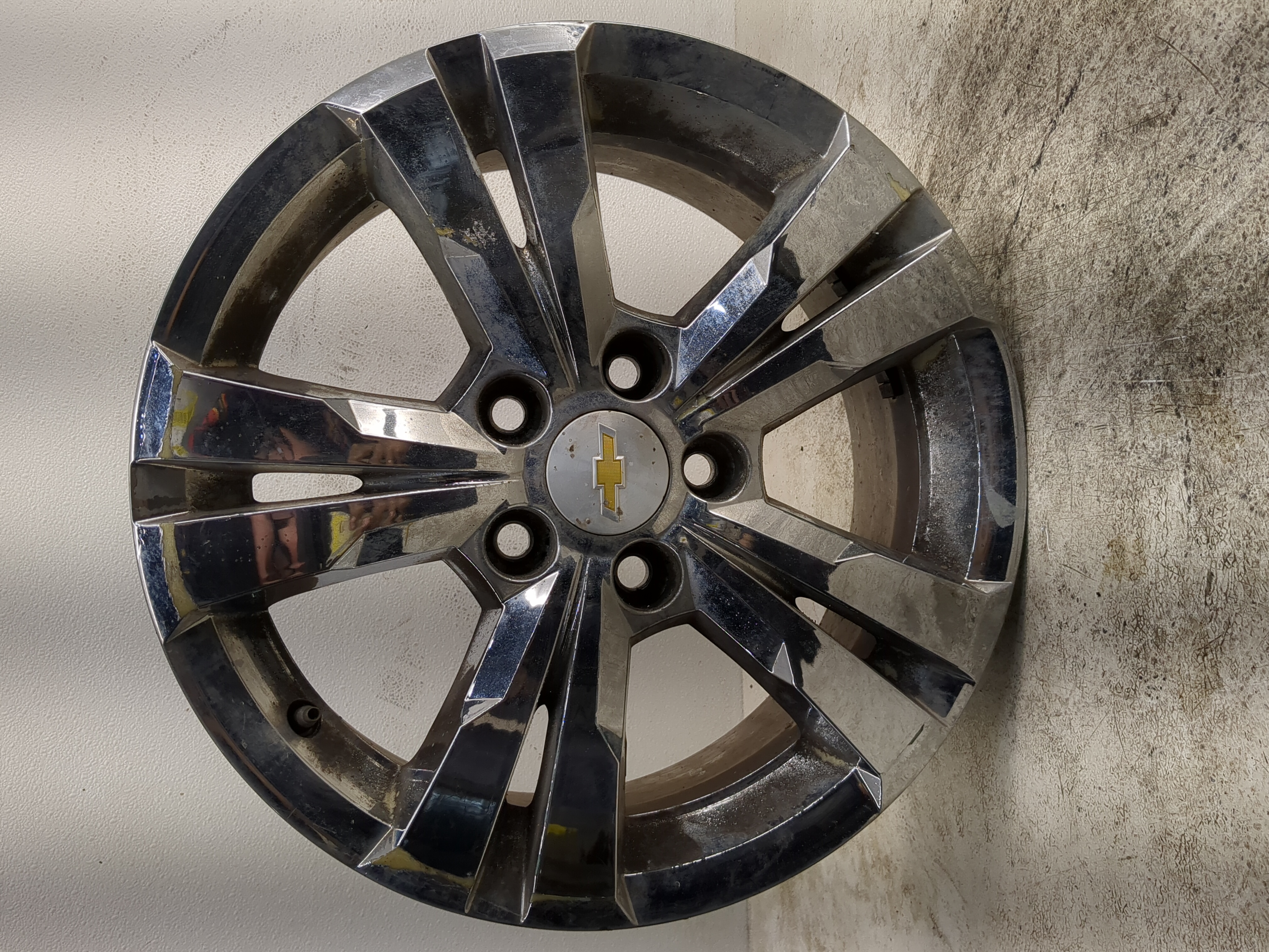 2010-2017 Chevrolet Equinox Oem Wheel Rim 1173975 - Oemusedautoparts1.com