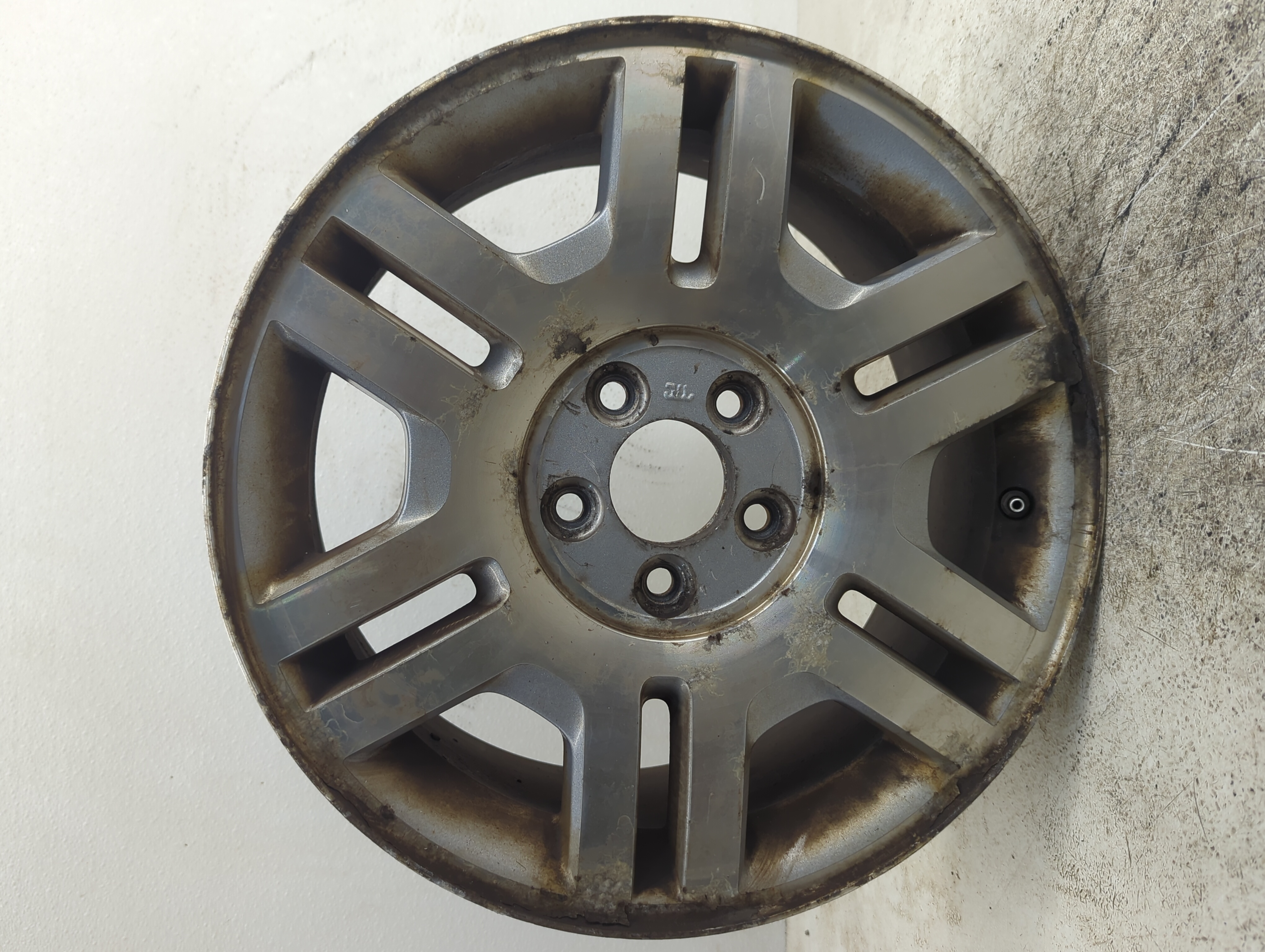 2002-2005 Mercury Mountaineer Oem Wheel Rim 1176456 - Oemusedautoparts1.com