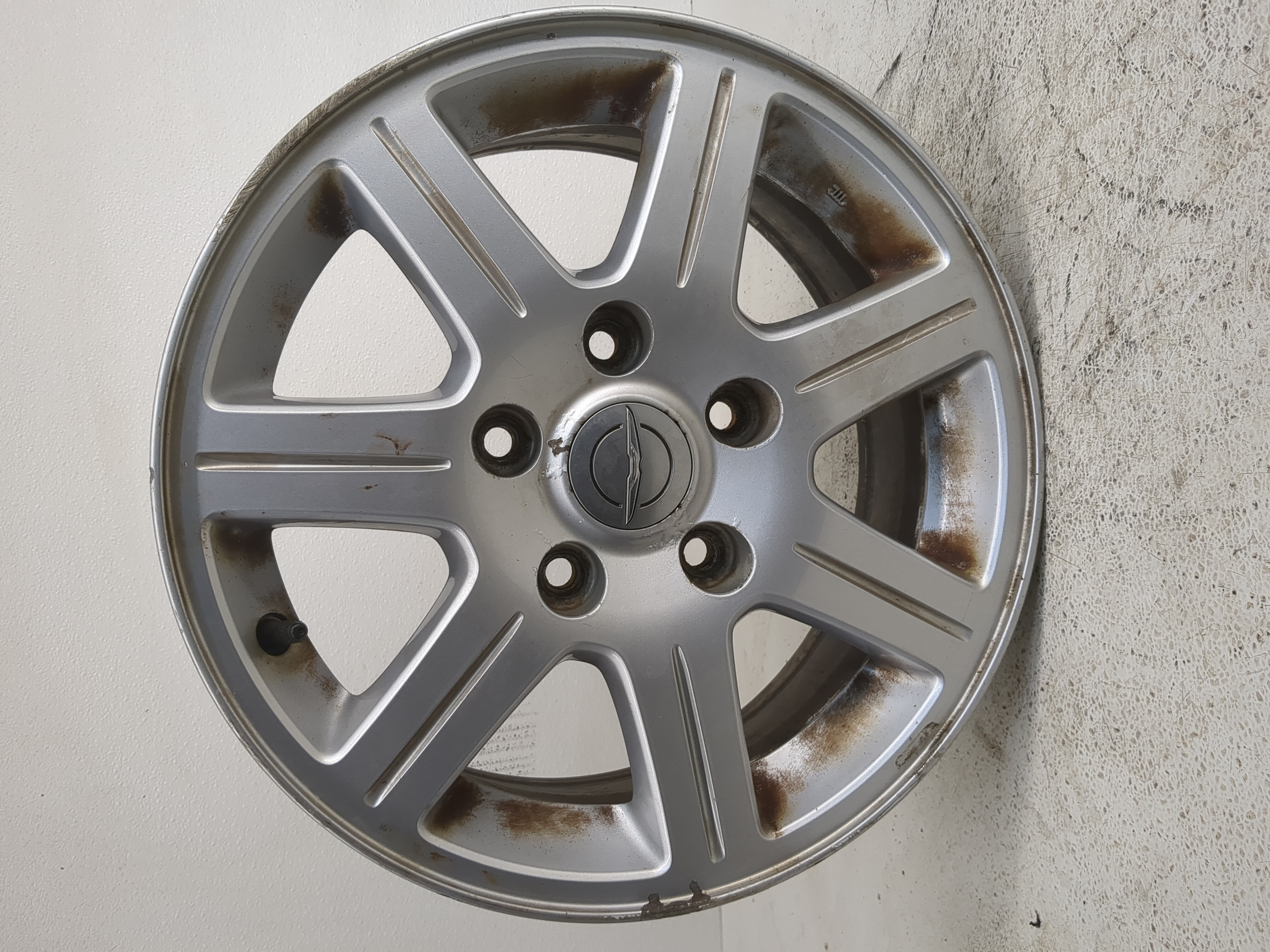 Picture of 2011-2012 Chrysler Town & Country Oem Wheel Rim 1177326