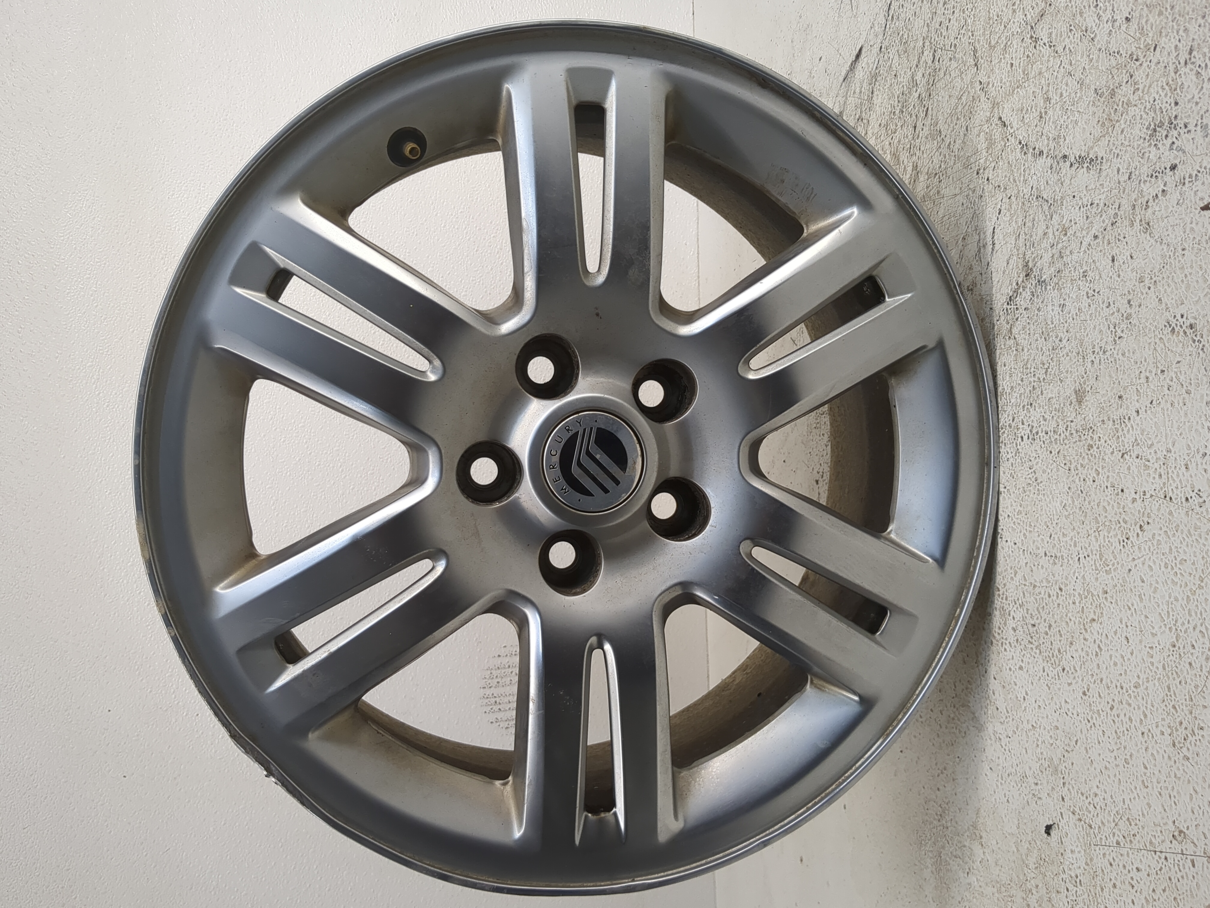 Picture of 2008-2011 Mercury Mariner Oem Wheel Rim 1177343