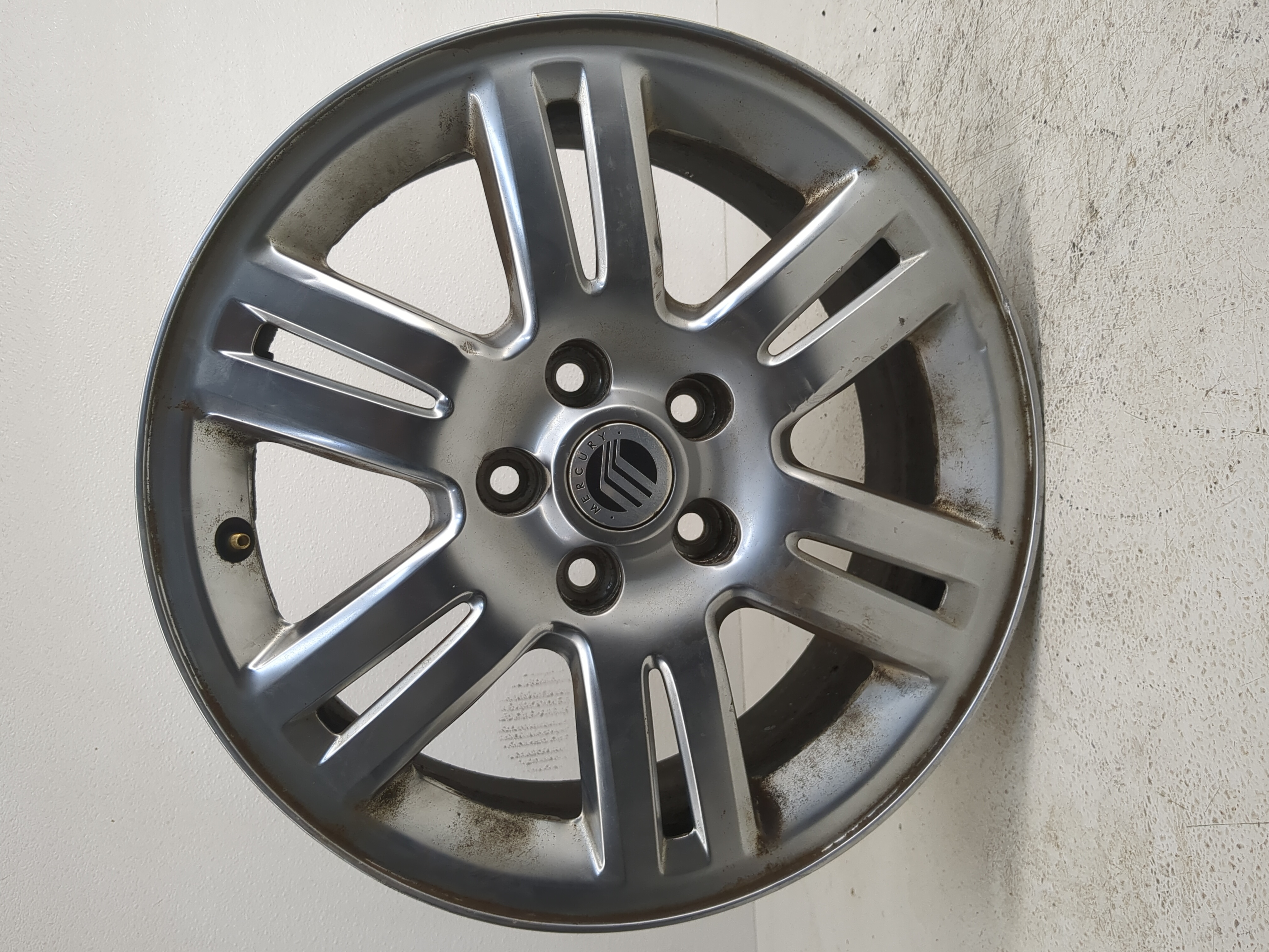 Picture of 2008-2011 Mercury Mariner Oem Wheel Rim 1177344