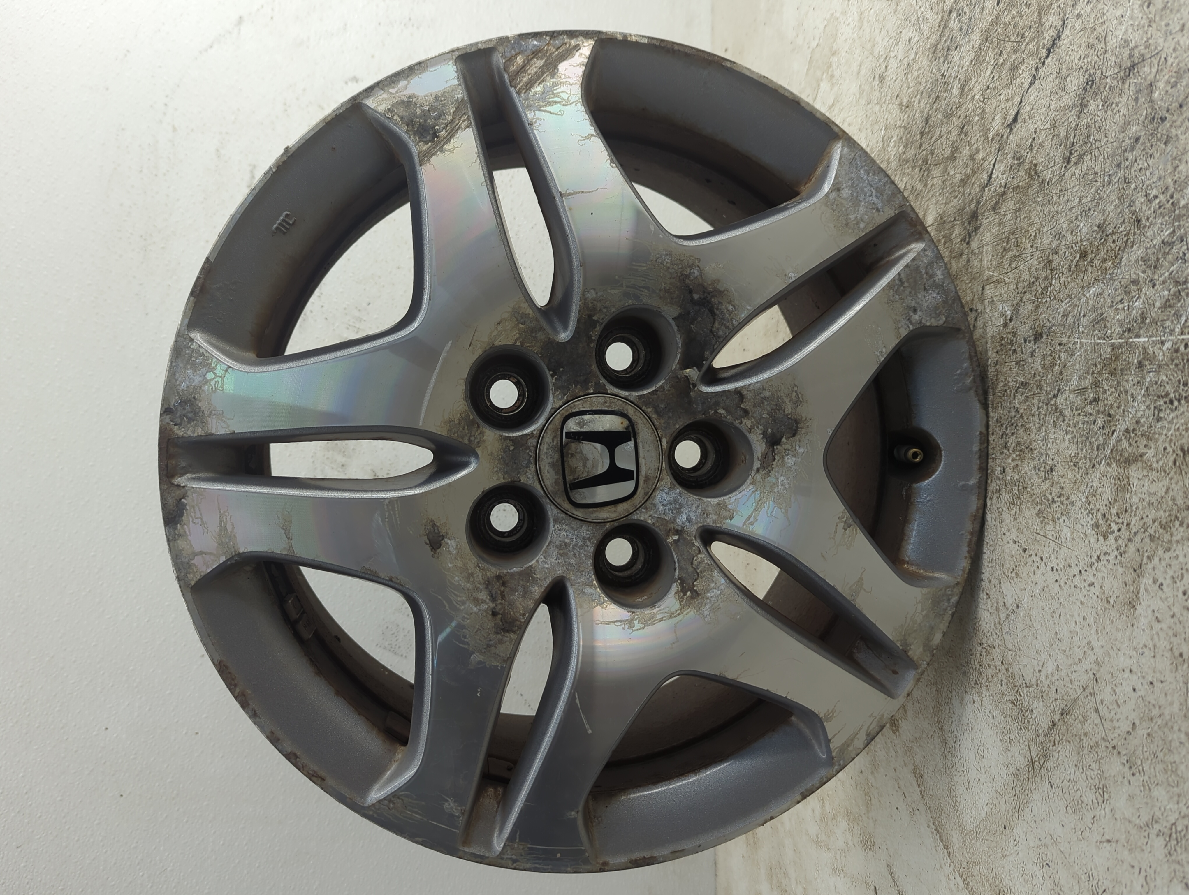2005-2006 Honda Odyssey Oem Wheel Rim 1178342 - Oemusedautoparts1.com