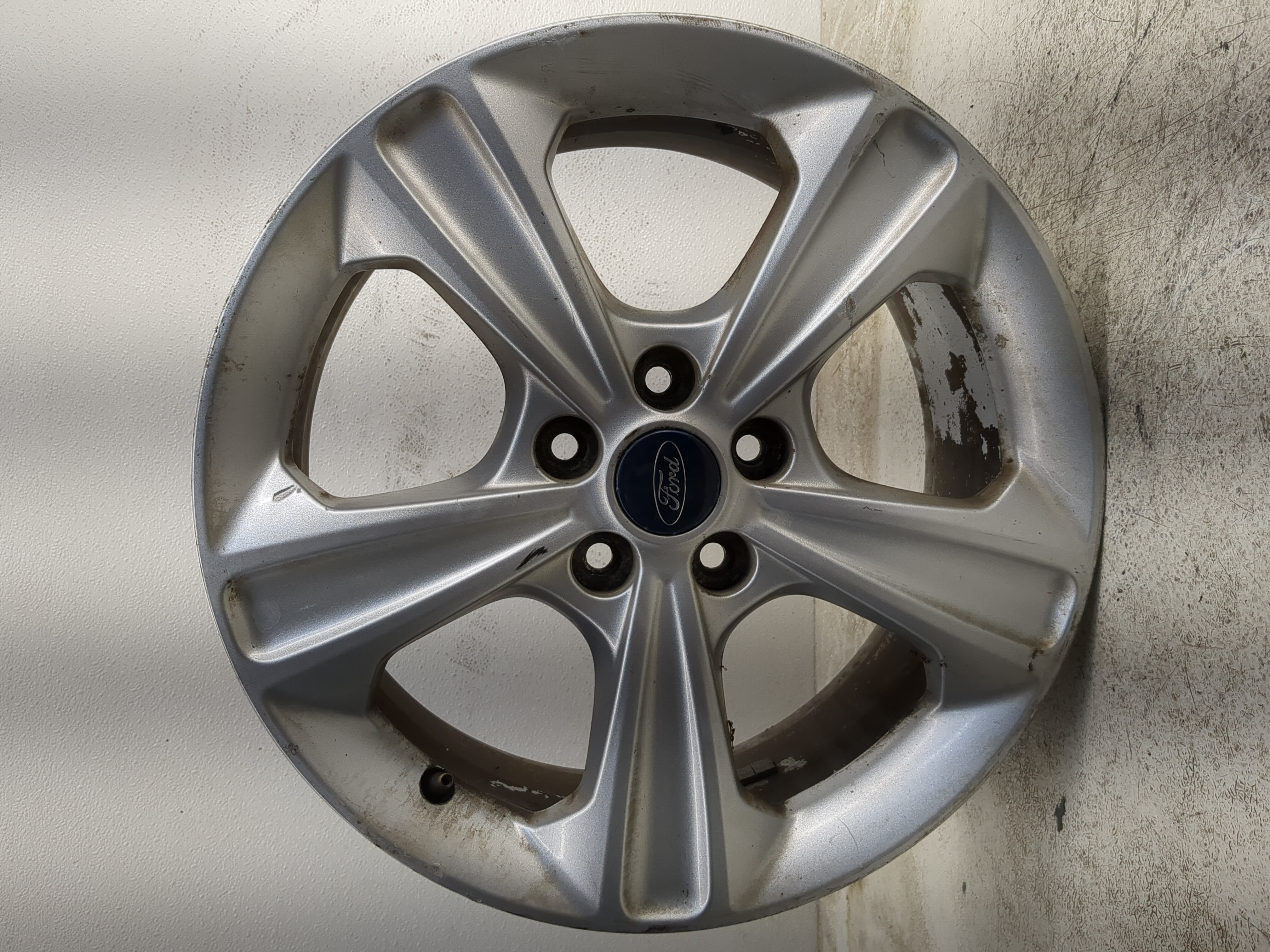 2013-2016 Ford Escape Oem Wheel Rim 1179963 - Oemusedautoparts1.com