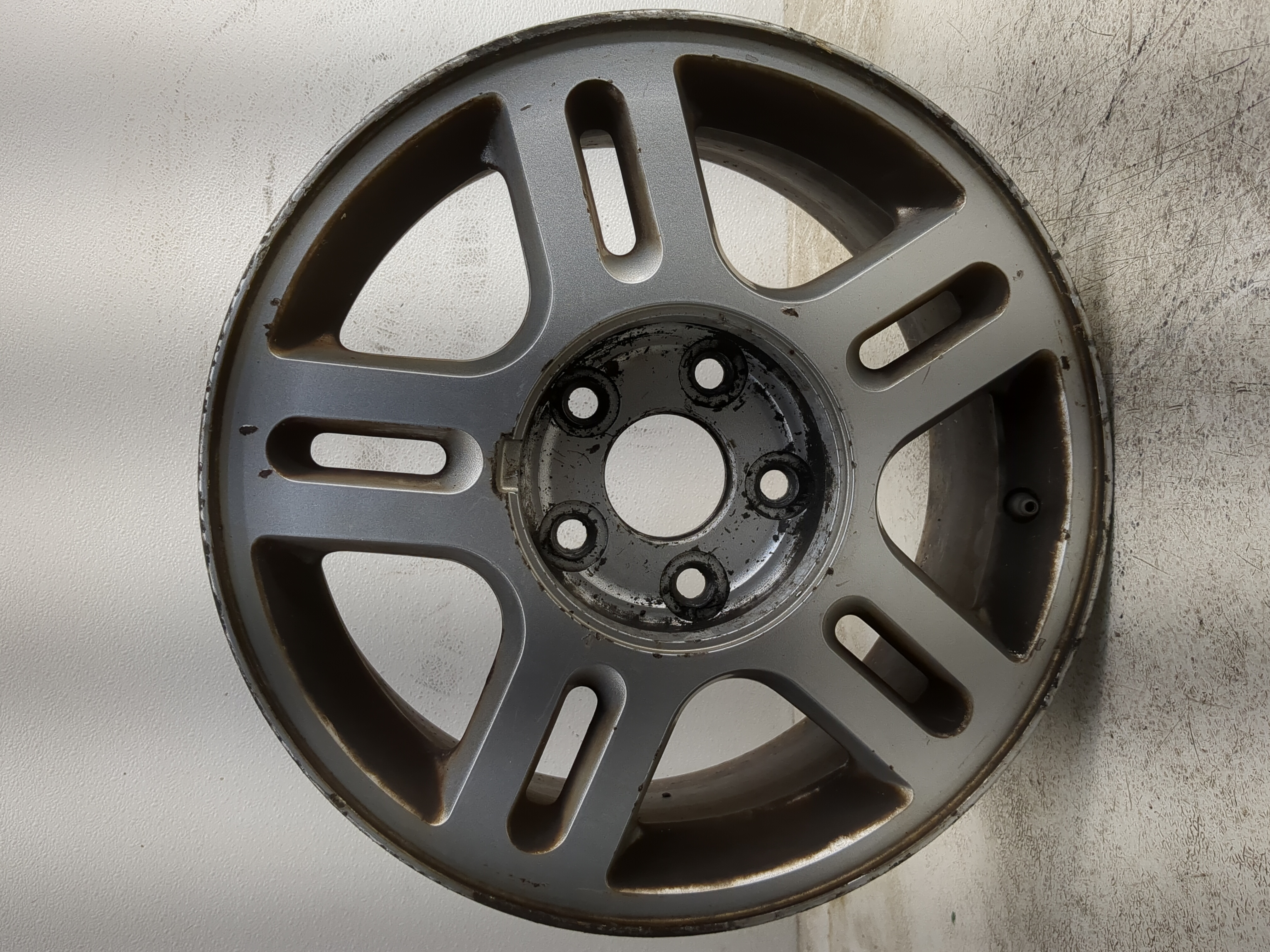 2004-2007 Ford Freestar Oem Wheel Rim 1179971 - Oemusedautoparts1.com