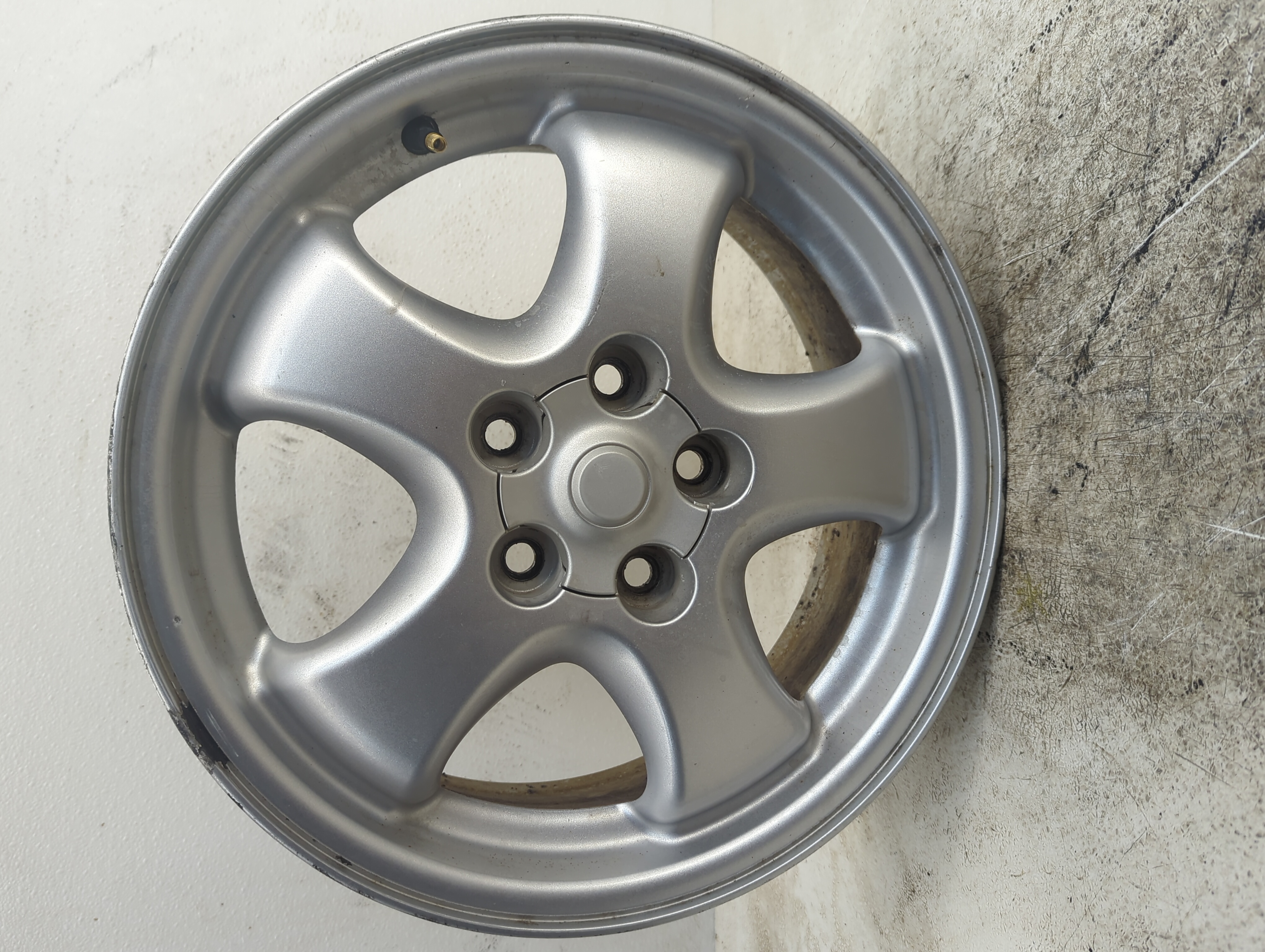 2003-2007 Ford Taurus Oem Wheel Rim 1180337 - Oemusedautoparts1.com