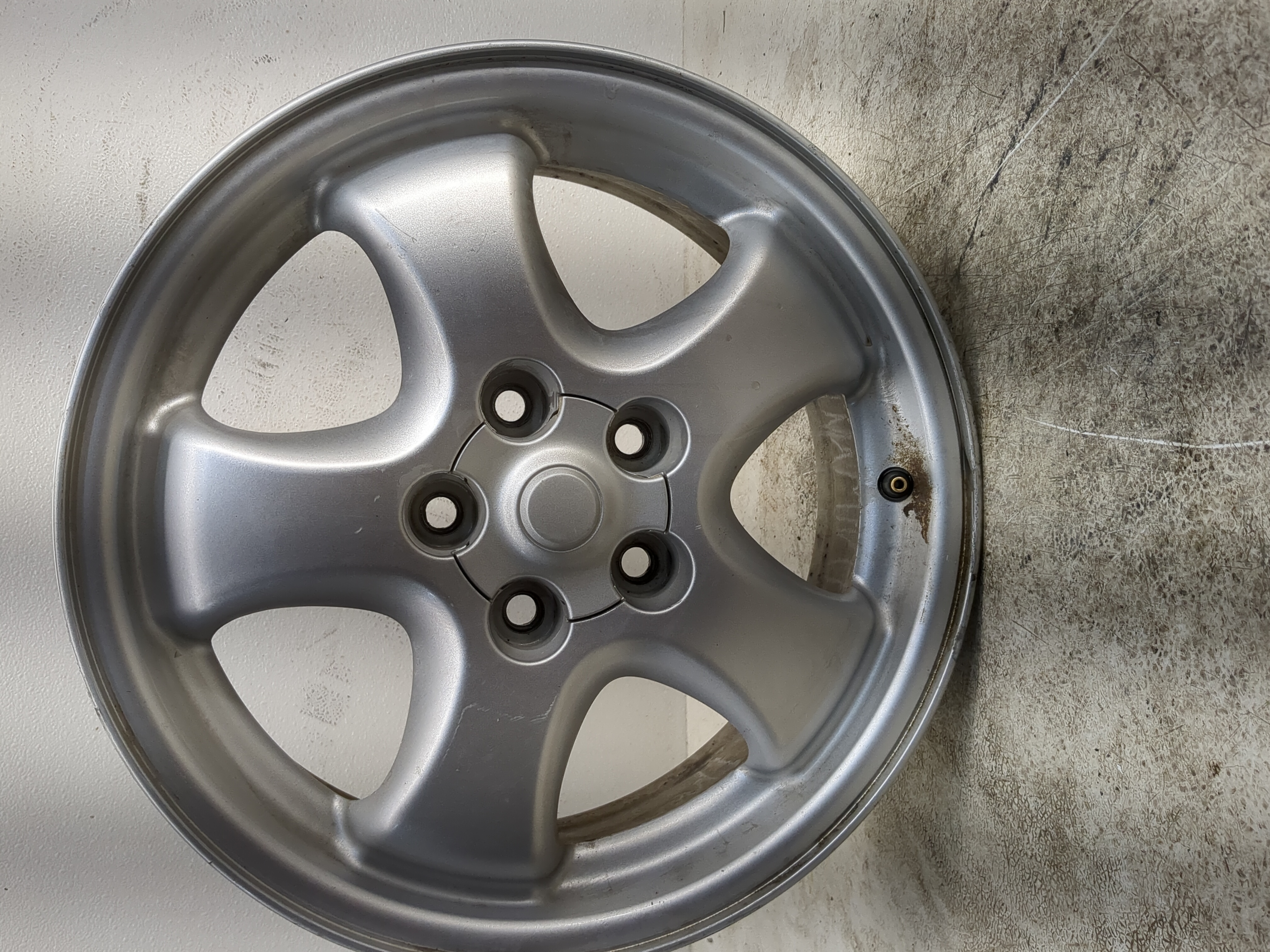 2003-2007 Ford Taurus Oem Wheel Rim 1180339 - Oemusedautoparts1.com