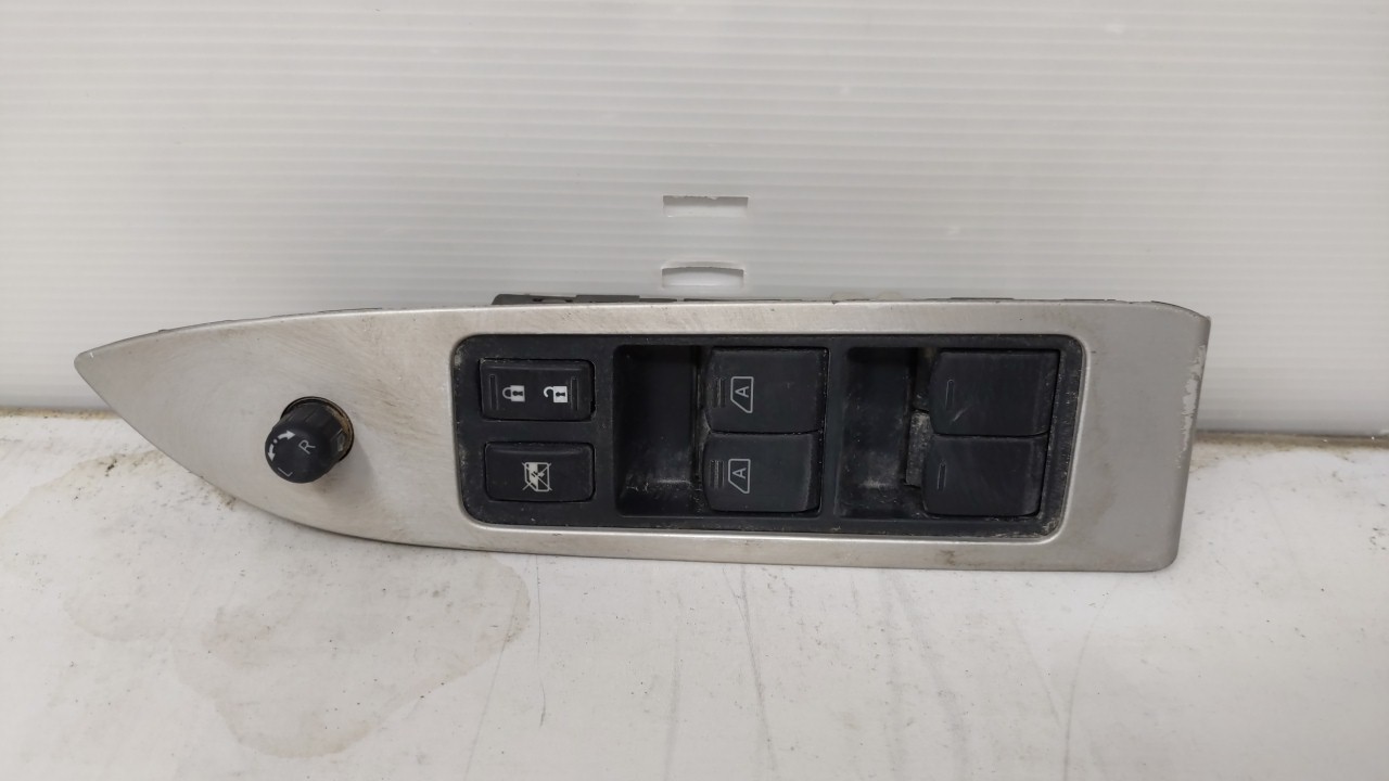 Picture of 2004-2008 Nissan Maxima Driver Left Door Master Power Window Switch 118062