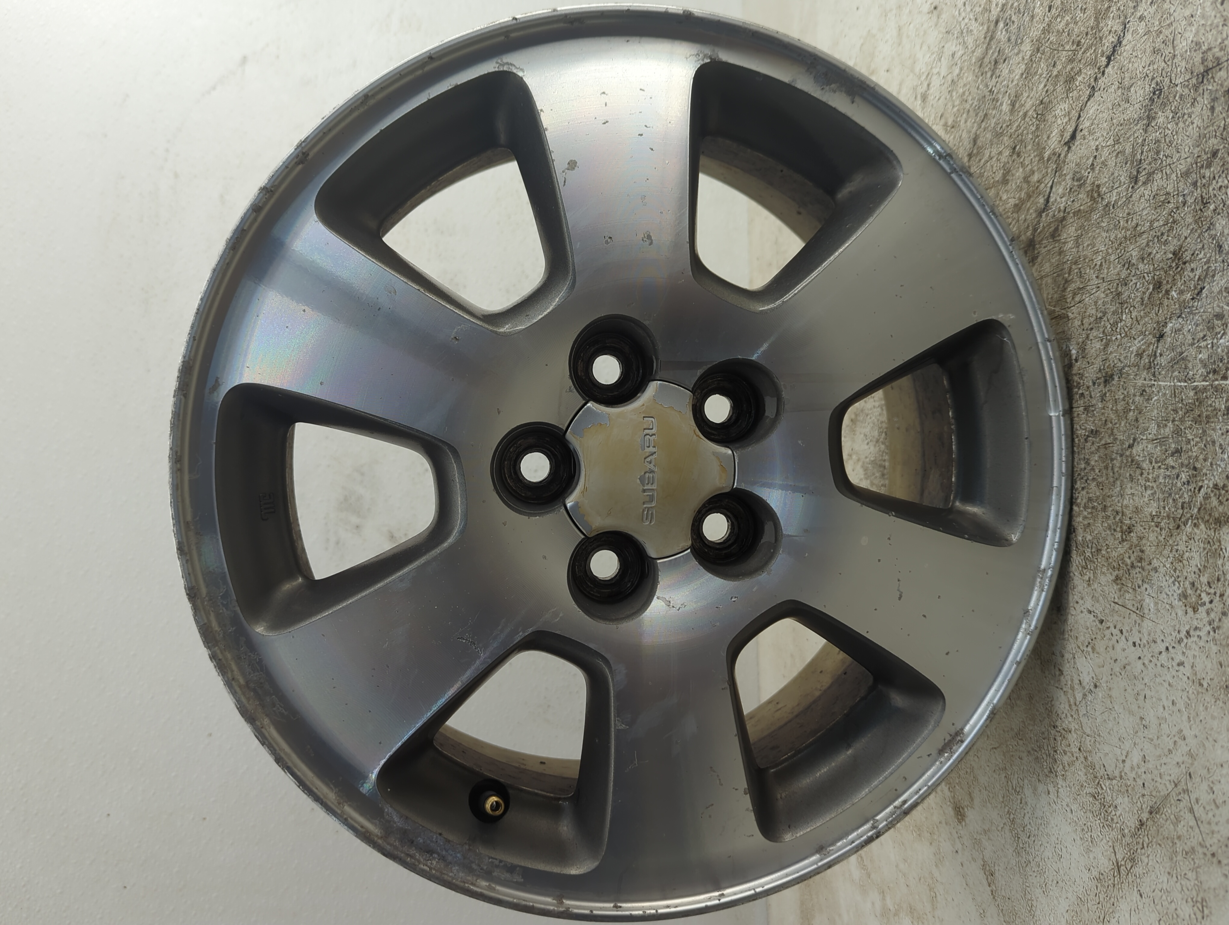 1998-2000 Subaru Forester Oem Wheel Rim 1181003 - Oemusedautoparts1.com