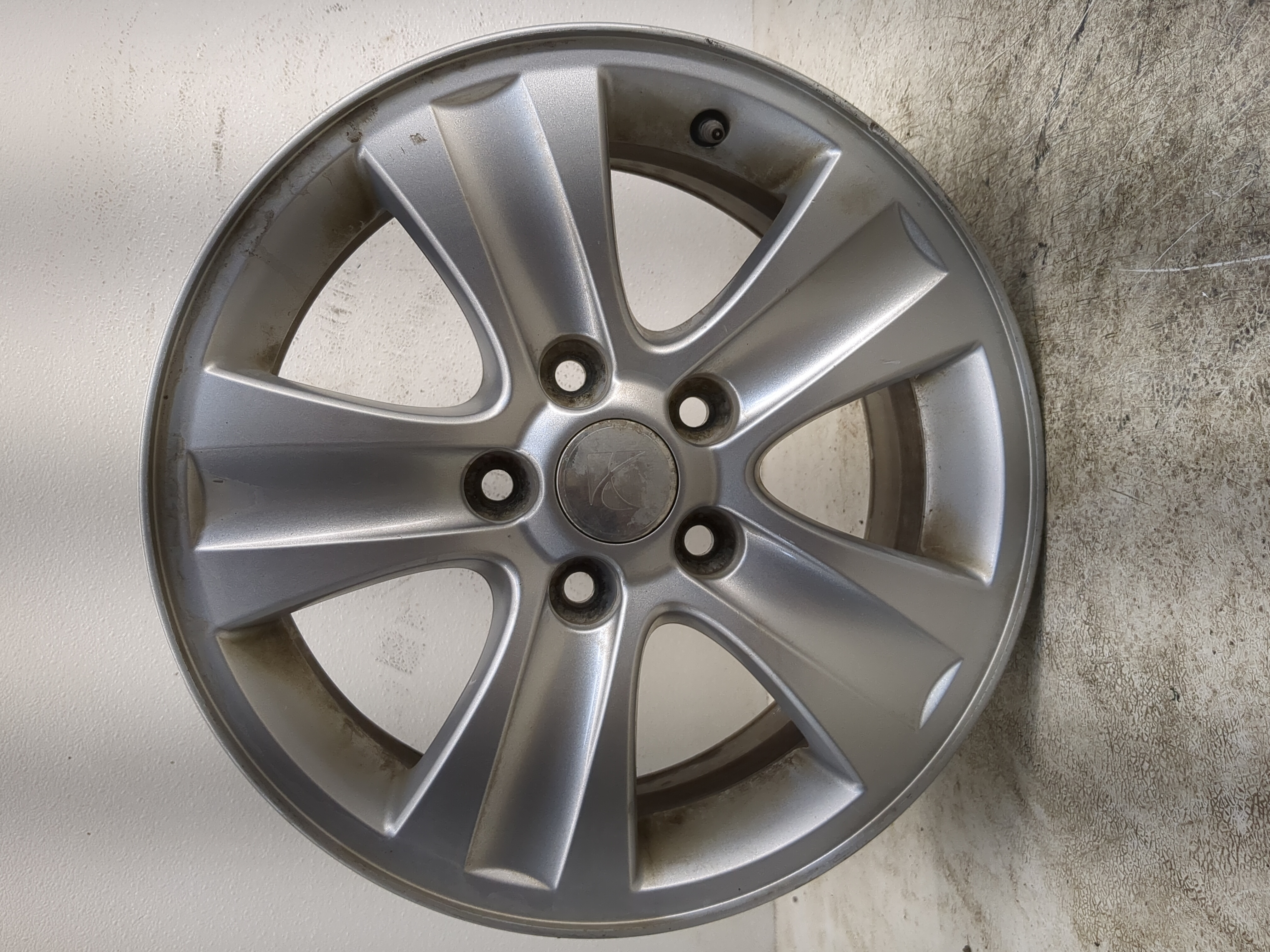 2008-2010 Saturn Vue Oem Wheel Rim 1181082 - Oemusedautoparts1.com