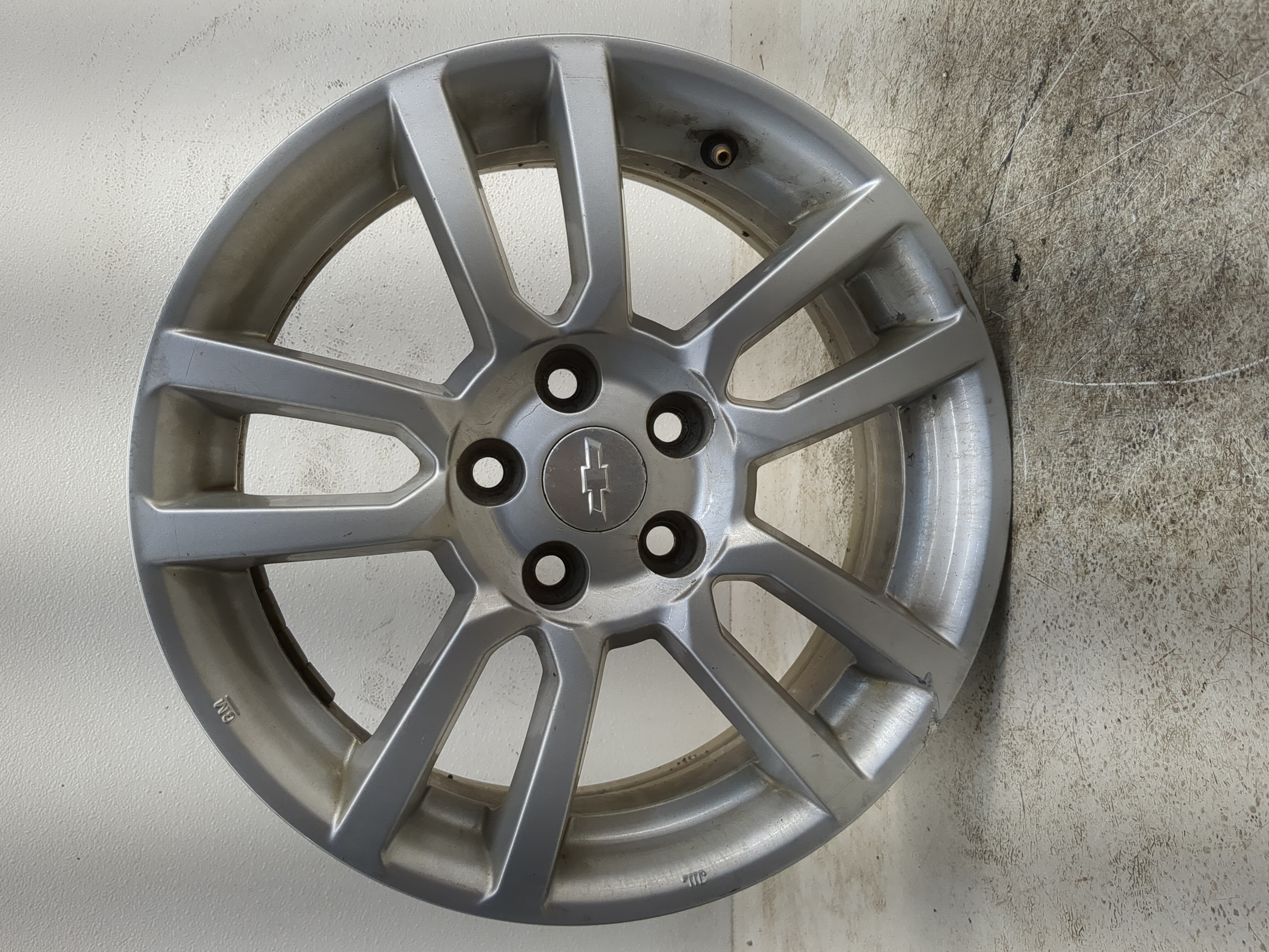 2012-2016 Chevrolet Sonic Oem Wheel Rim 1182127 - Oemusedautoparts1.com
