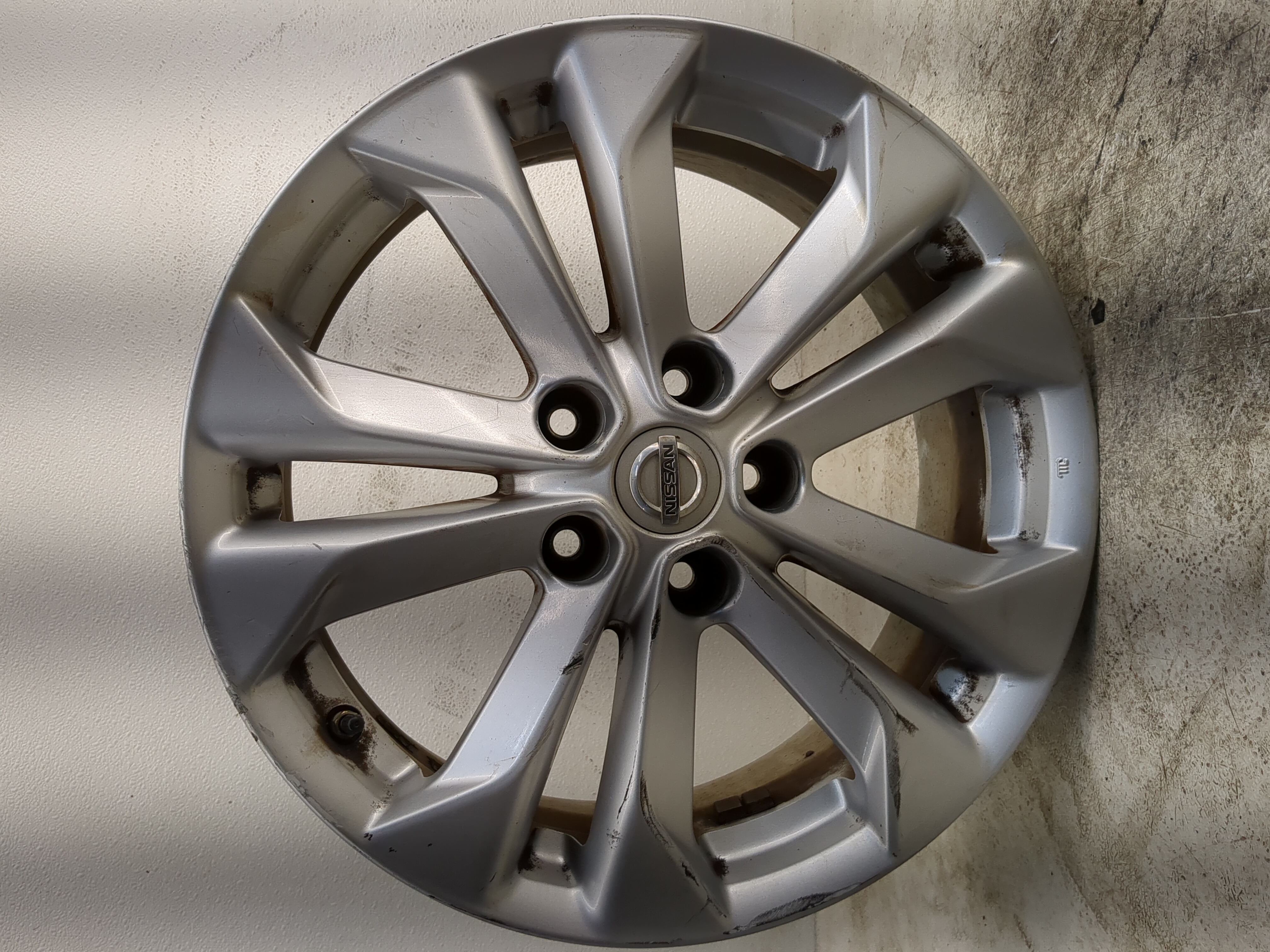 2014-2018 Nissan Rogue Oem Wheel Rim 1182181 - Oemusedautoparts1.com