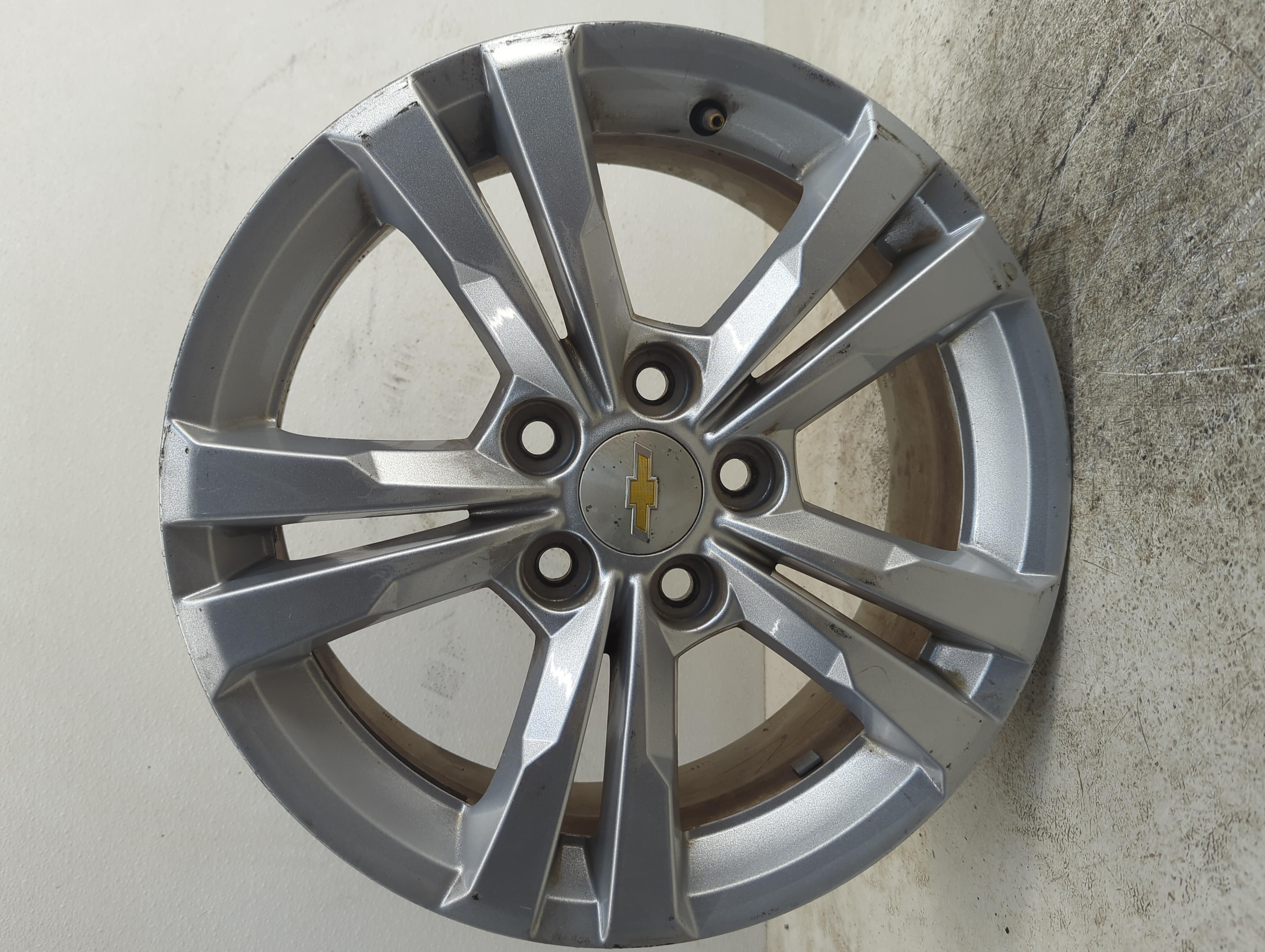 2010-2017 Chevrolet Equinox Oem Wheel Rim 1183887 - Oemusedautoparts1.com