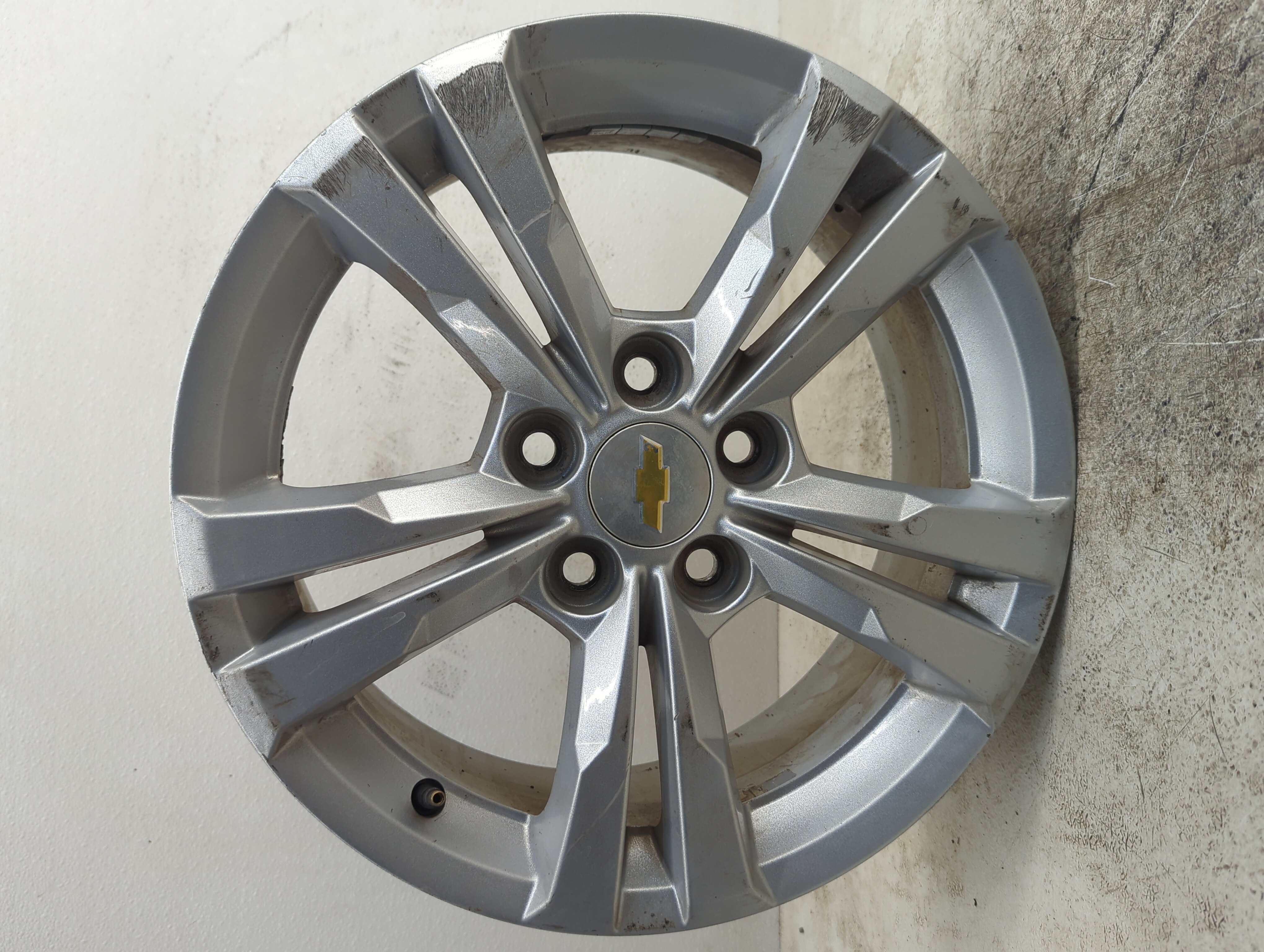 2014-2014 Chevrolet Equinox Oem Wheel Rim 1183888 - Oemusedautoparts1.com