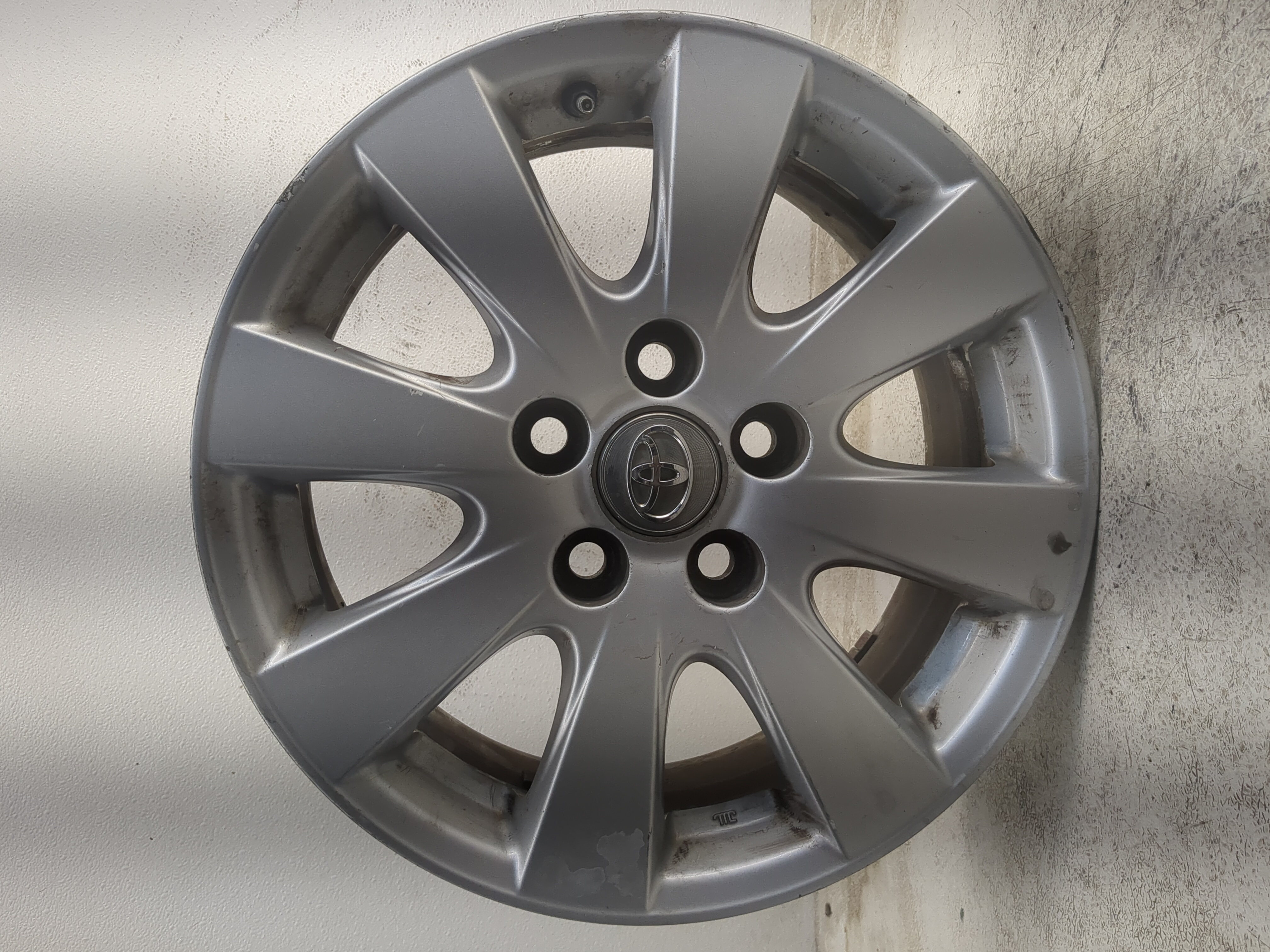 2007-2011 Toyota Camry Oem Wheel Rim 1183930 - Oemusedautoparts1.com