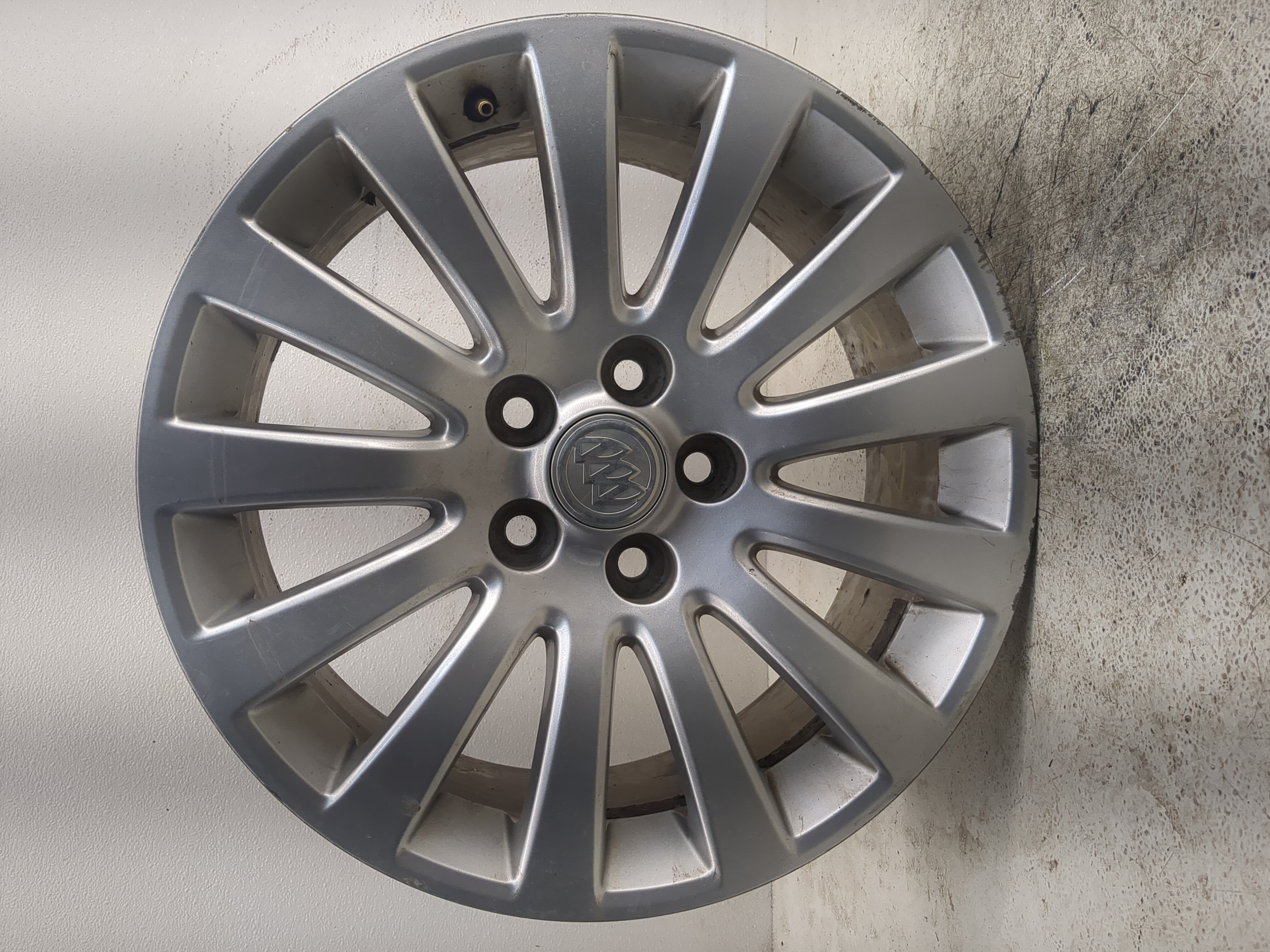 2011-2013 Buick Regal Oem Wheel Rim 1187304 - Oemusedautoparts1.com