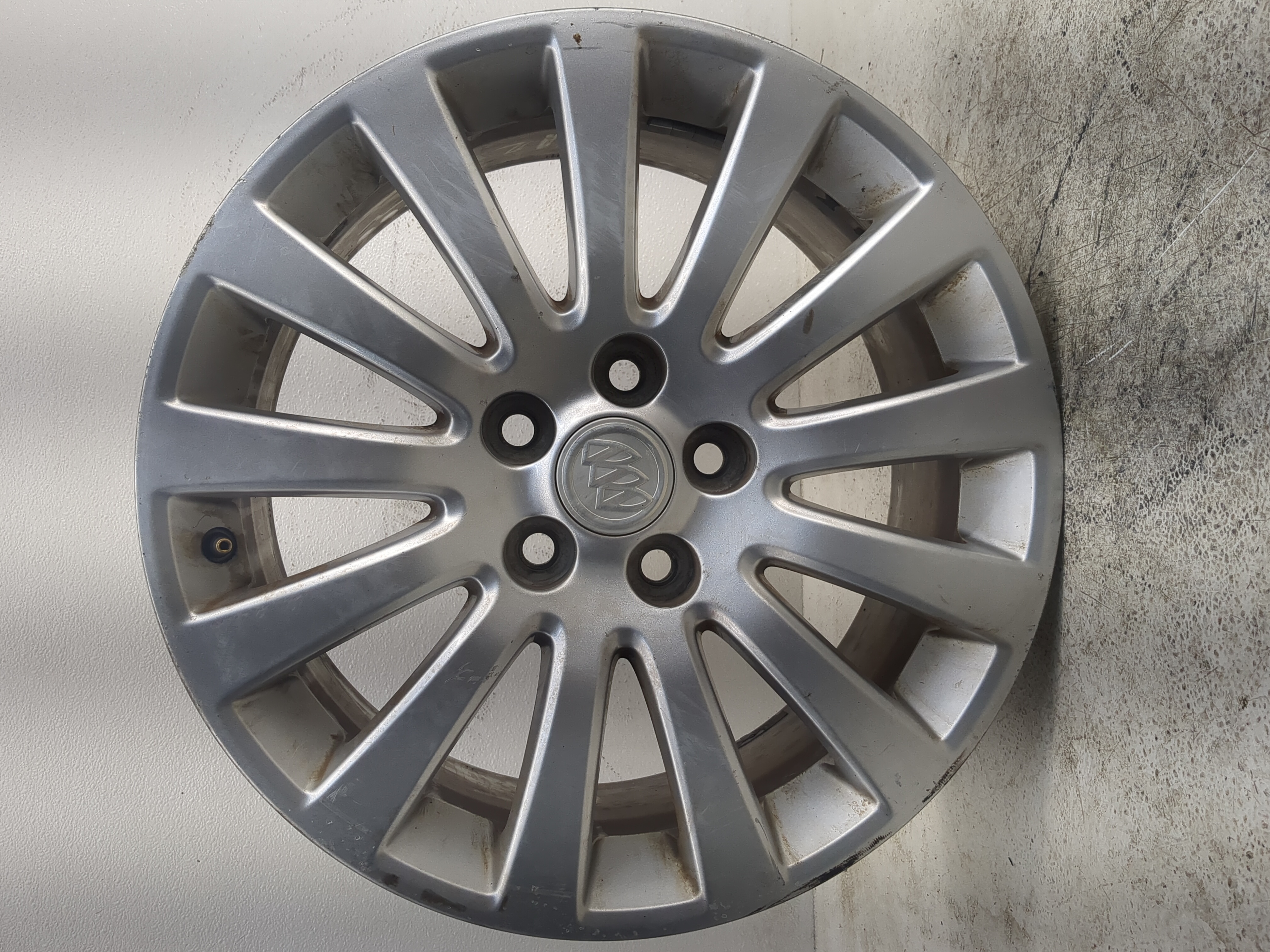 2011-2013 Buick Regal Oem Wheel Rim 1187305 - Oemusedautoparts1.com