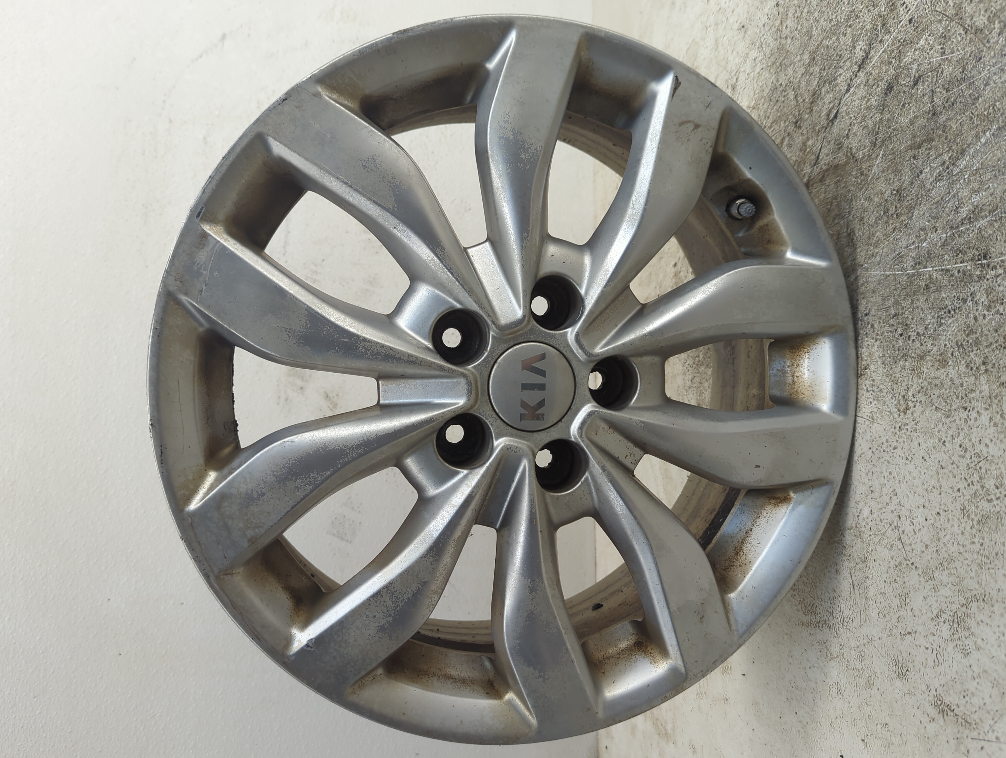 2014-2015 Kia Optima Oem Wheel Rim 1188337 - Oemusedautoparts1.com