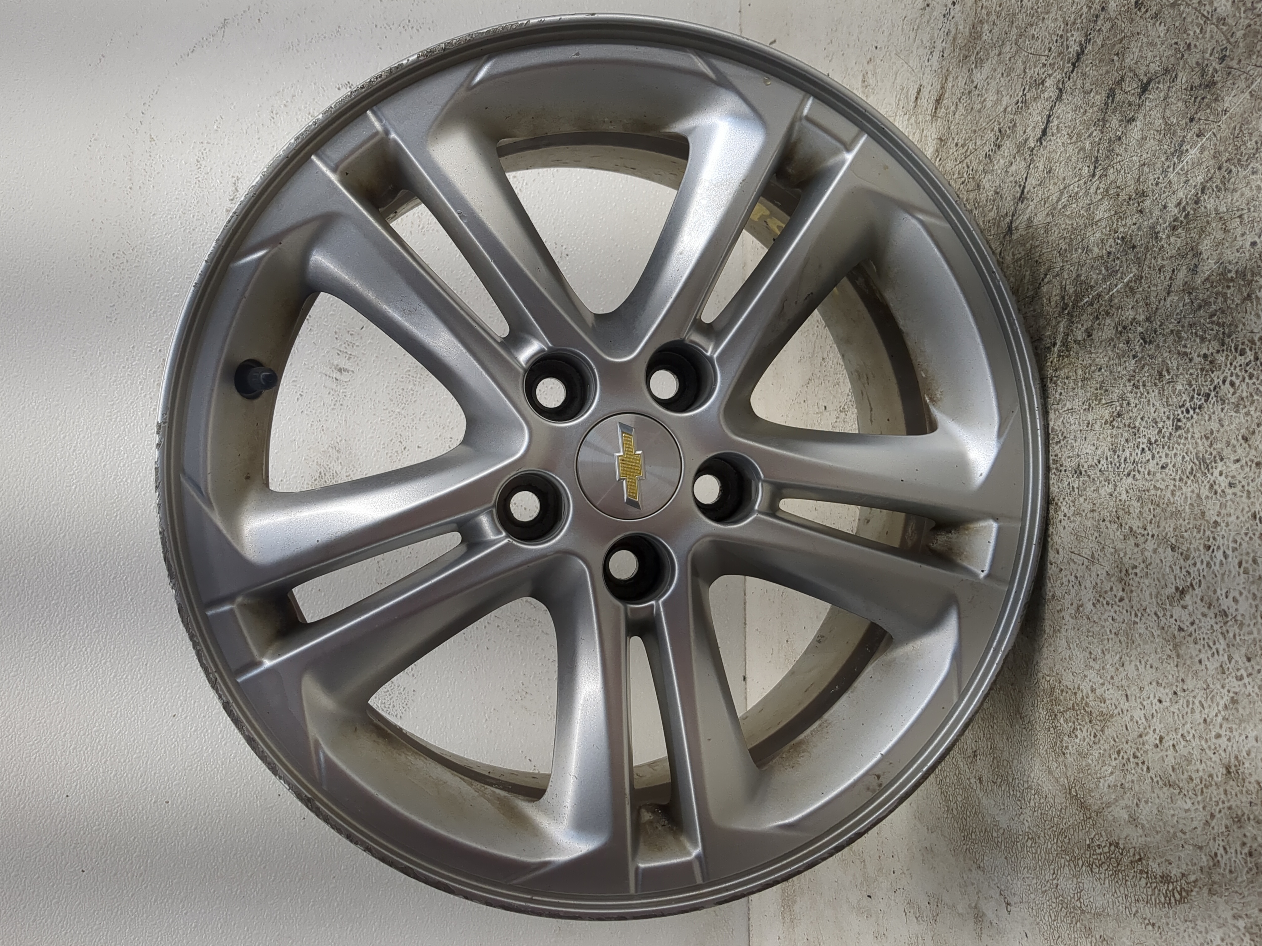 2011-2014 Chevrolet Cruze Oem Wheel Rim 1188543 - Oemusedautoparts1.com