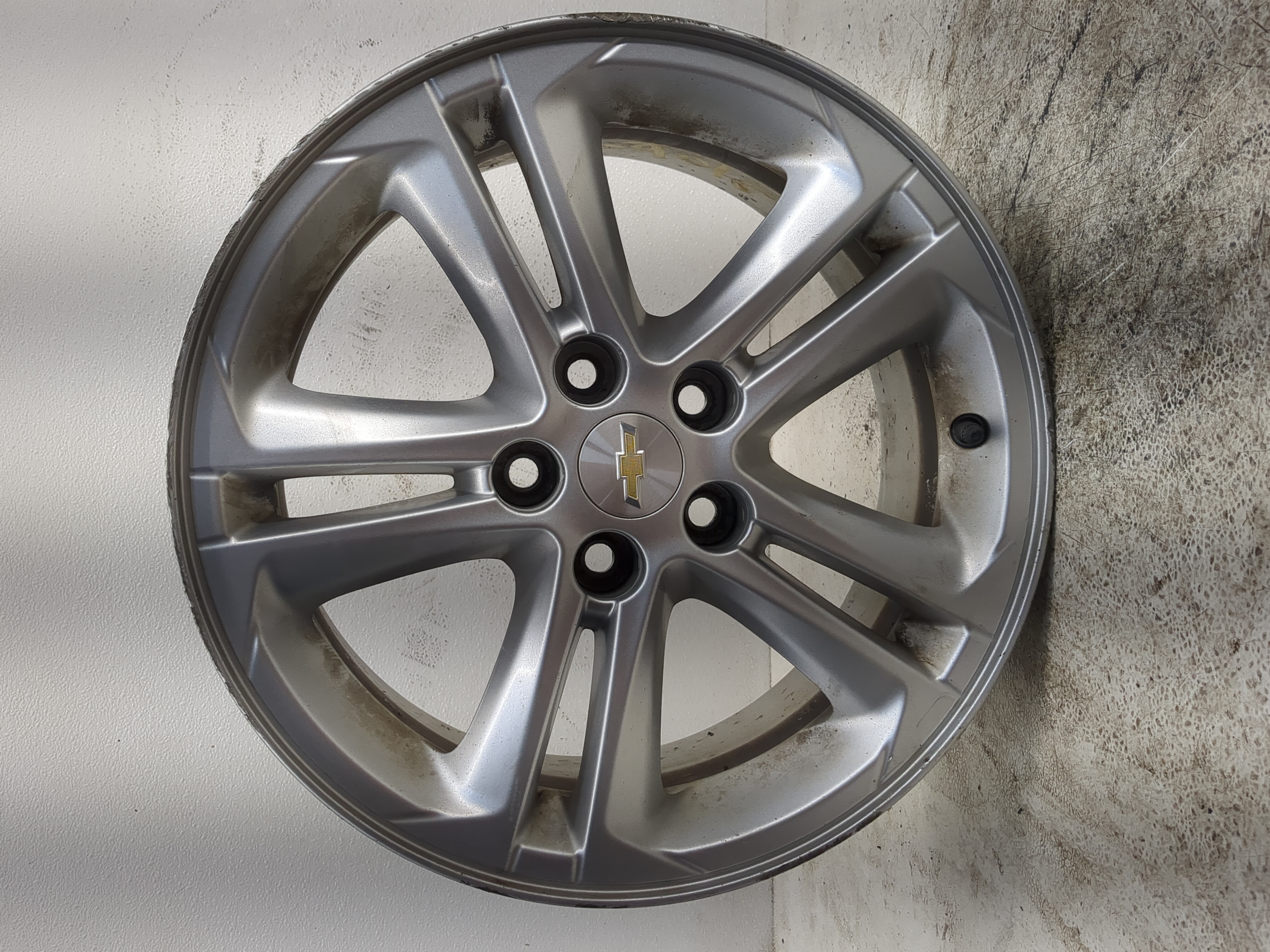 2016-2018 Chevrolet Cruze Oem Wheel Rim 1188544 - Oemusedautoparts1.com