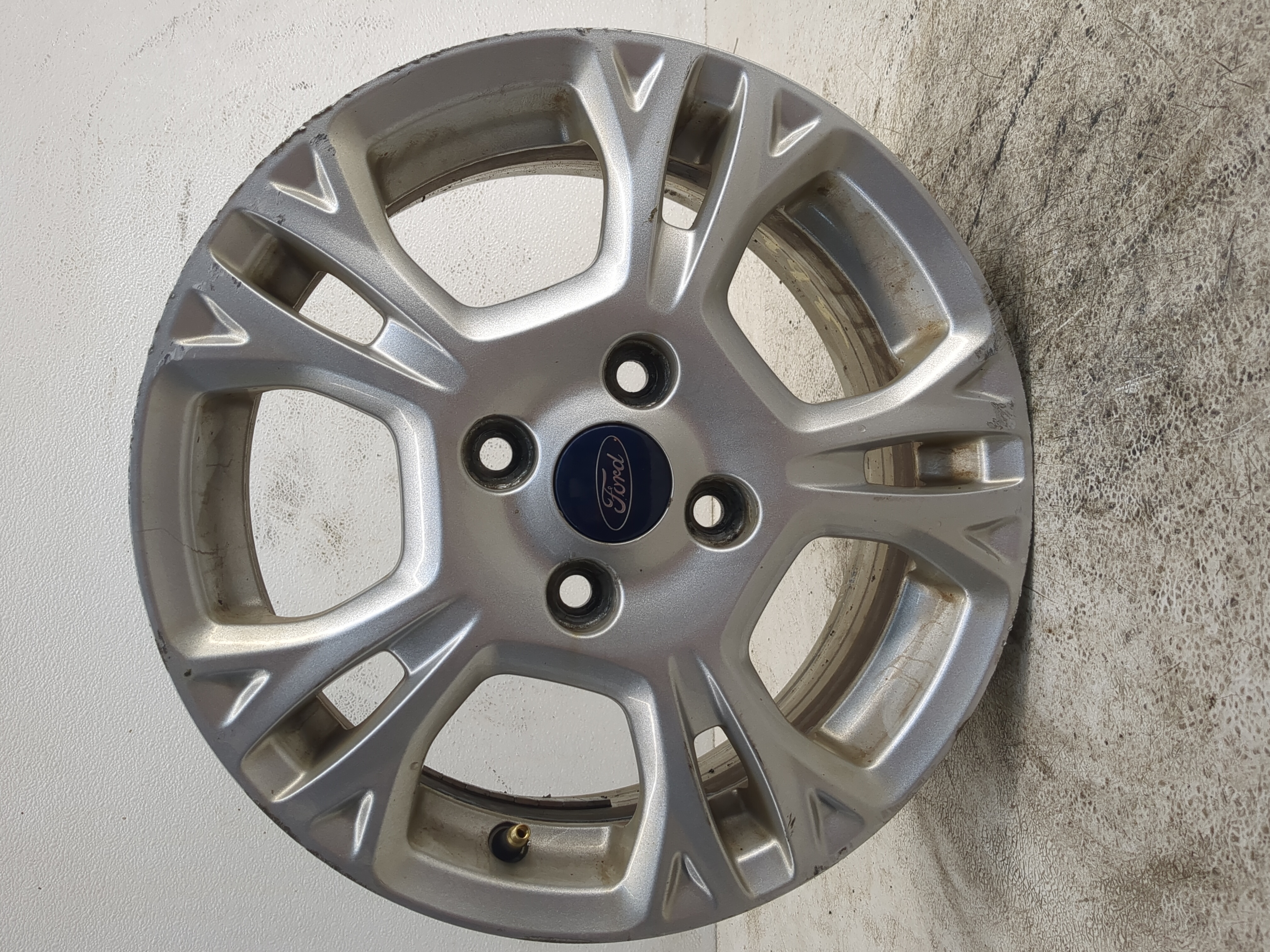 2014-2016 Ford Fiesta Oem Wheel Rim 1188743 - Oemusedautoparts1.com
