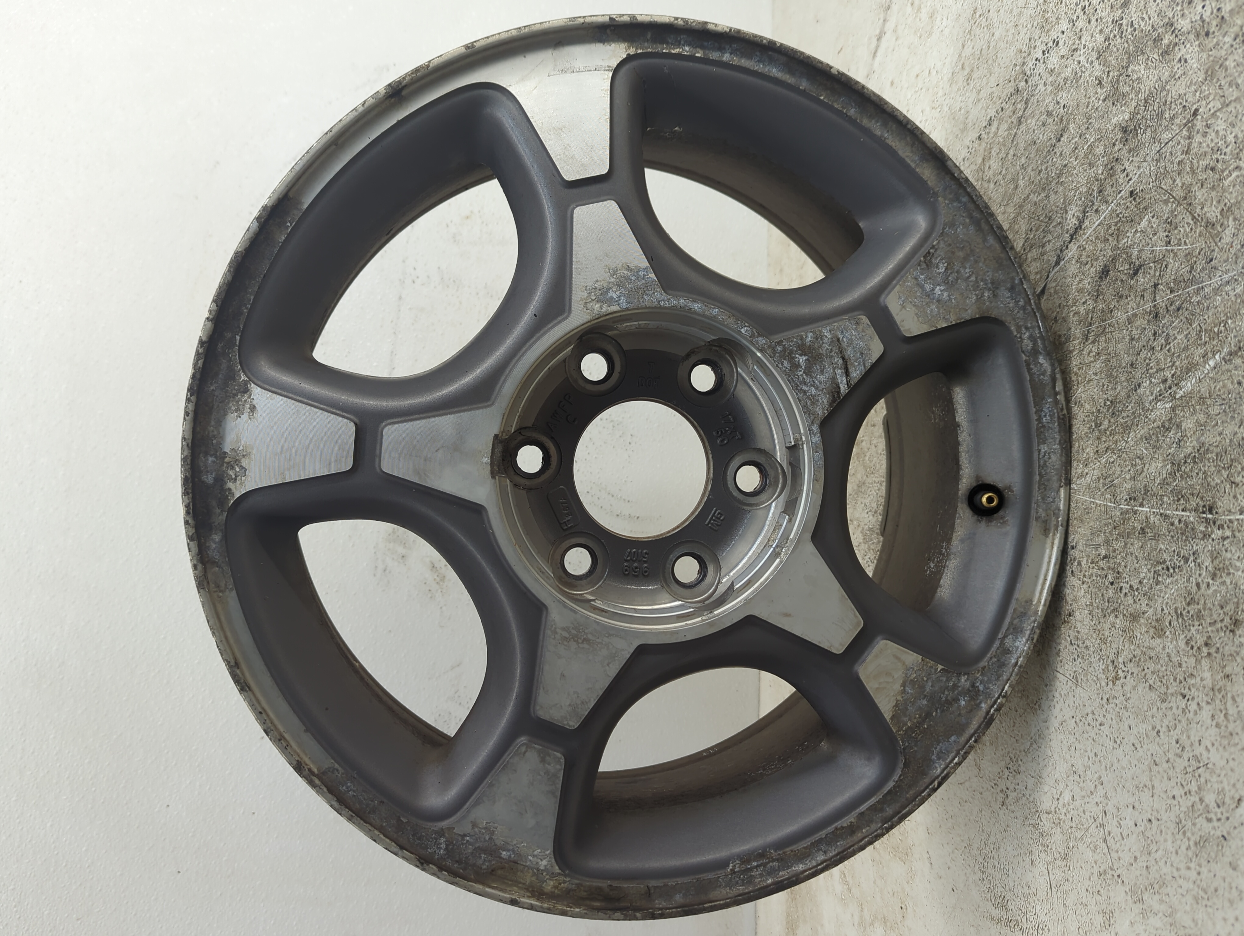 2004-2006 Chevrolet Trailblazer Ext Oem Wheel Rim 1190706 - Oemusedautoparts1.com