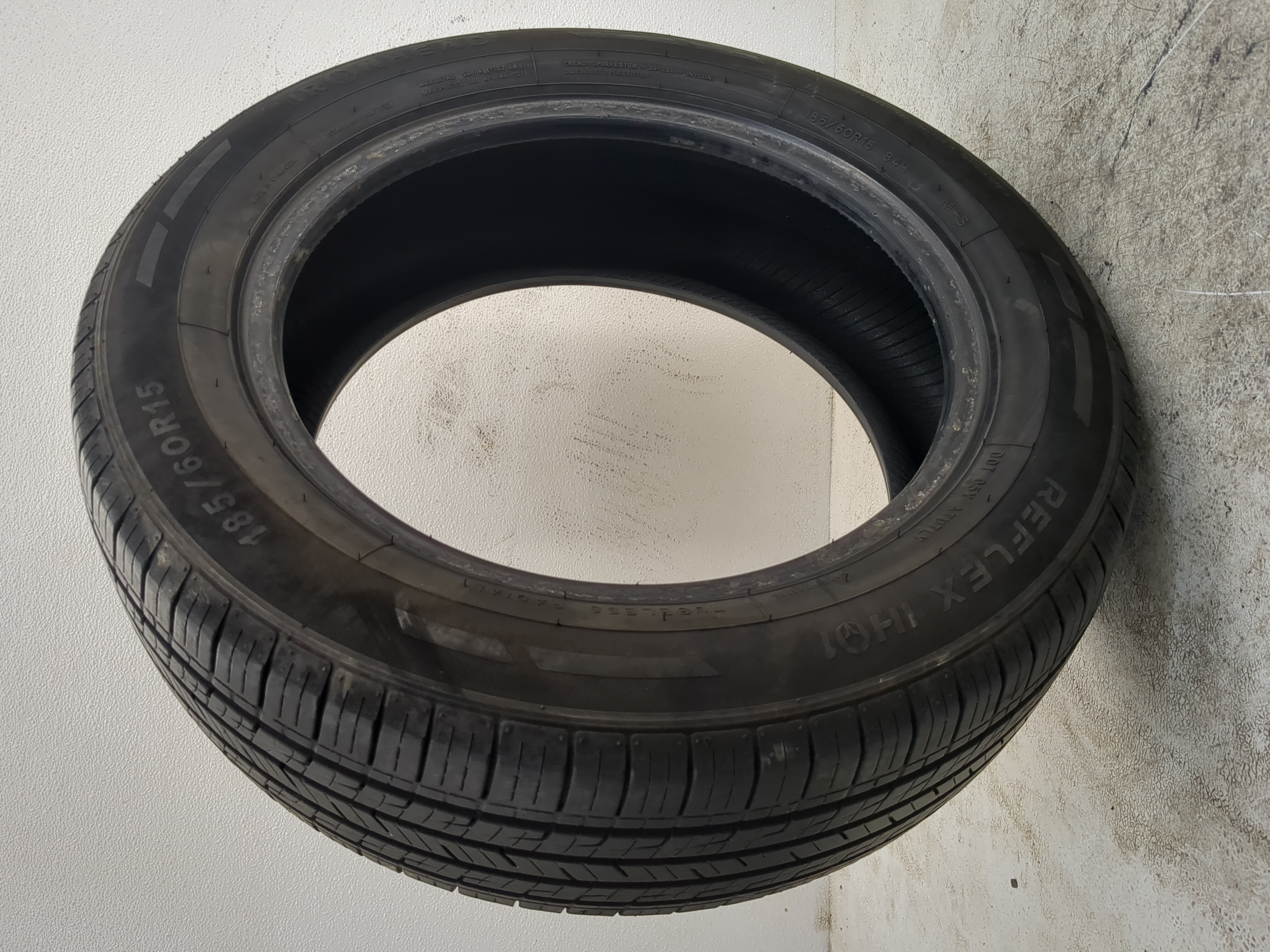 Used Tire 185/60R15 IRONHEAD REFLEX IHO1 84H - Tread Depth 6.5/32 - Oemusedautoparts1.com