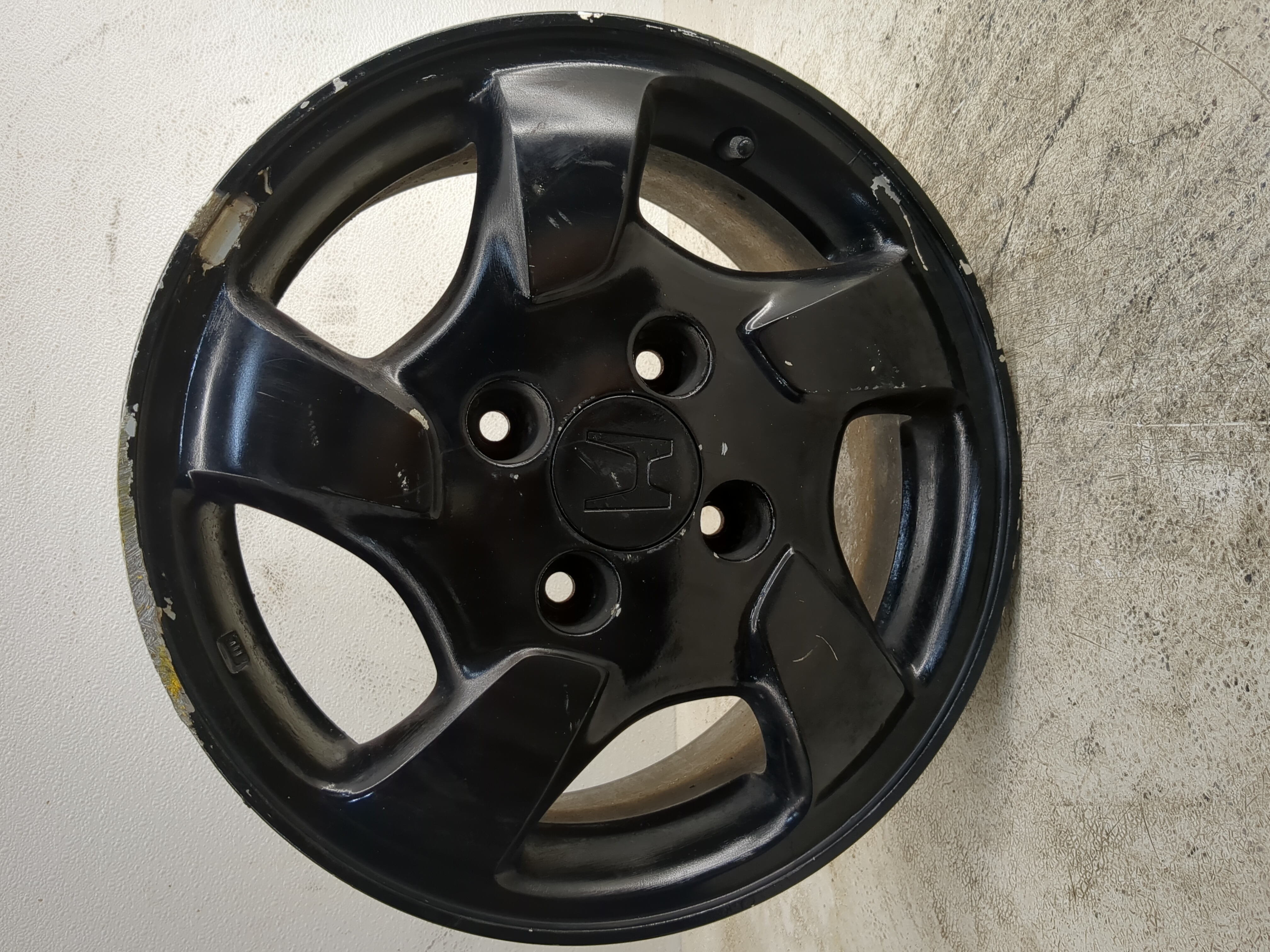 1998-2000 Honda Accord Oem Wheel Rim Black 1191041 - Oemusedautoparts1.com
