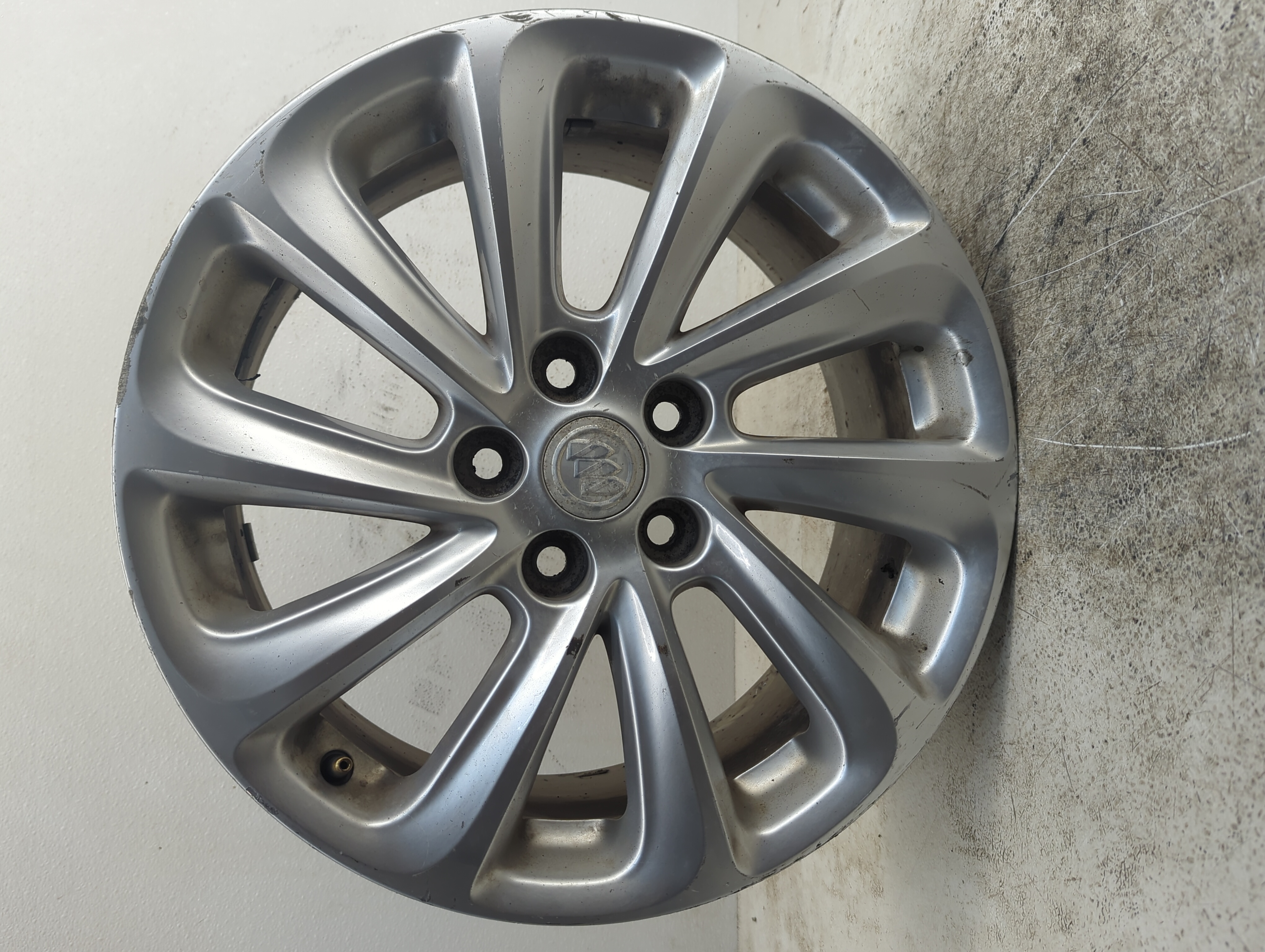 2014-2016 Buick Lacrosse Oem Wheel Rim 1191778 - Oemusedautoparts1.com