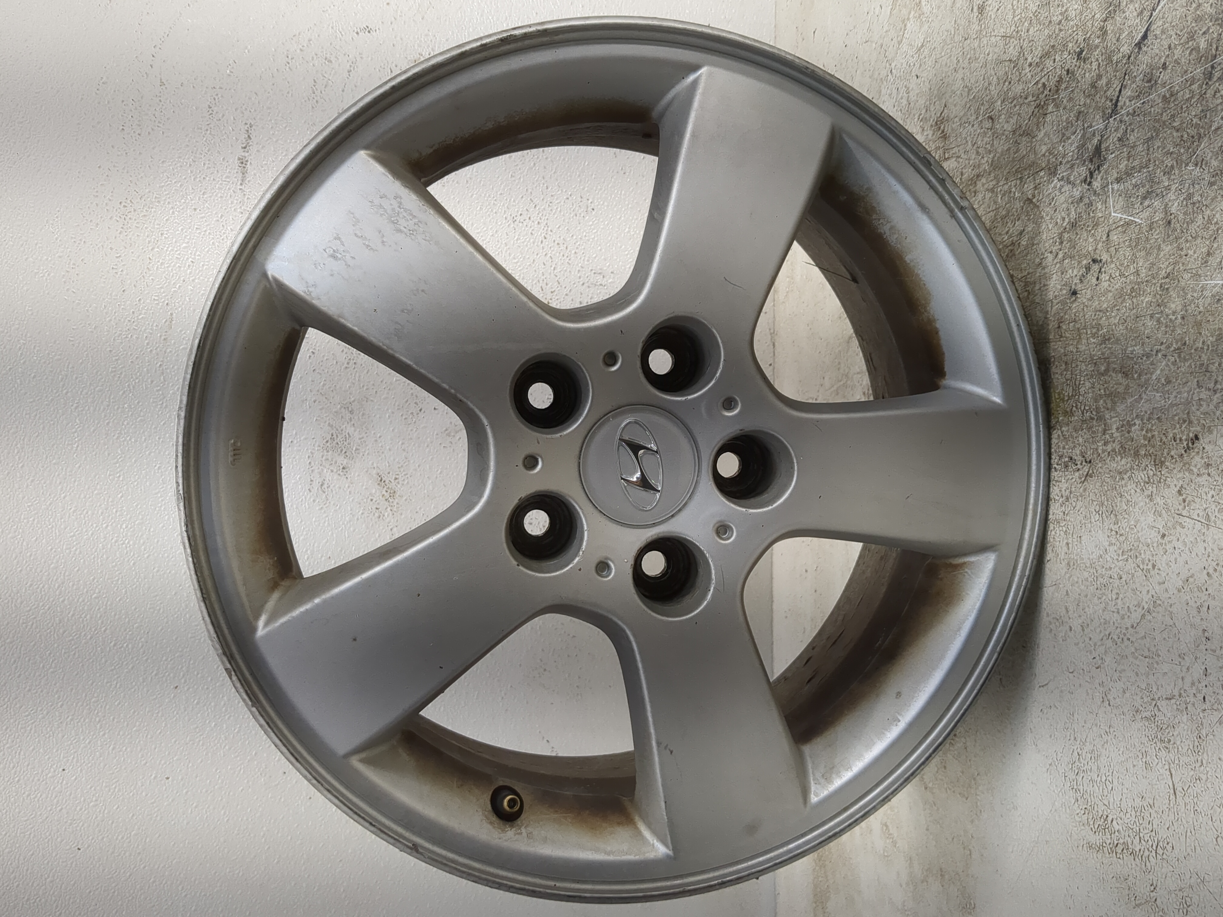 2005-2009 Hyundai Tucson Oem Wheel Rim 1191780 - Oemusedautoparts1.com