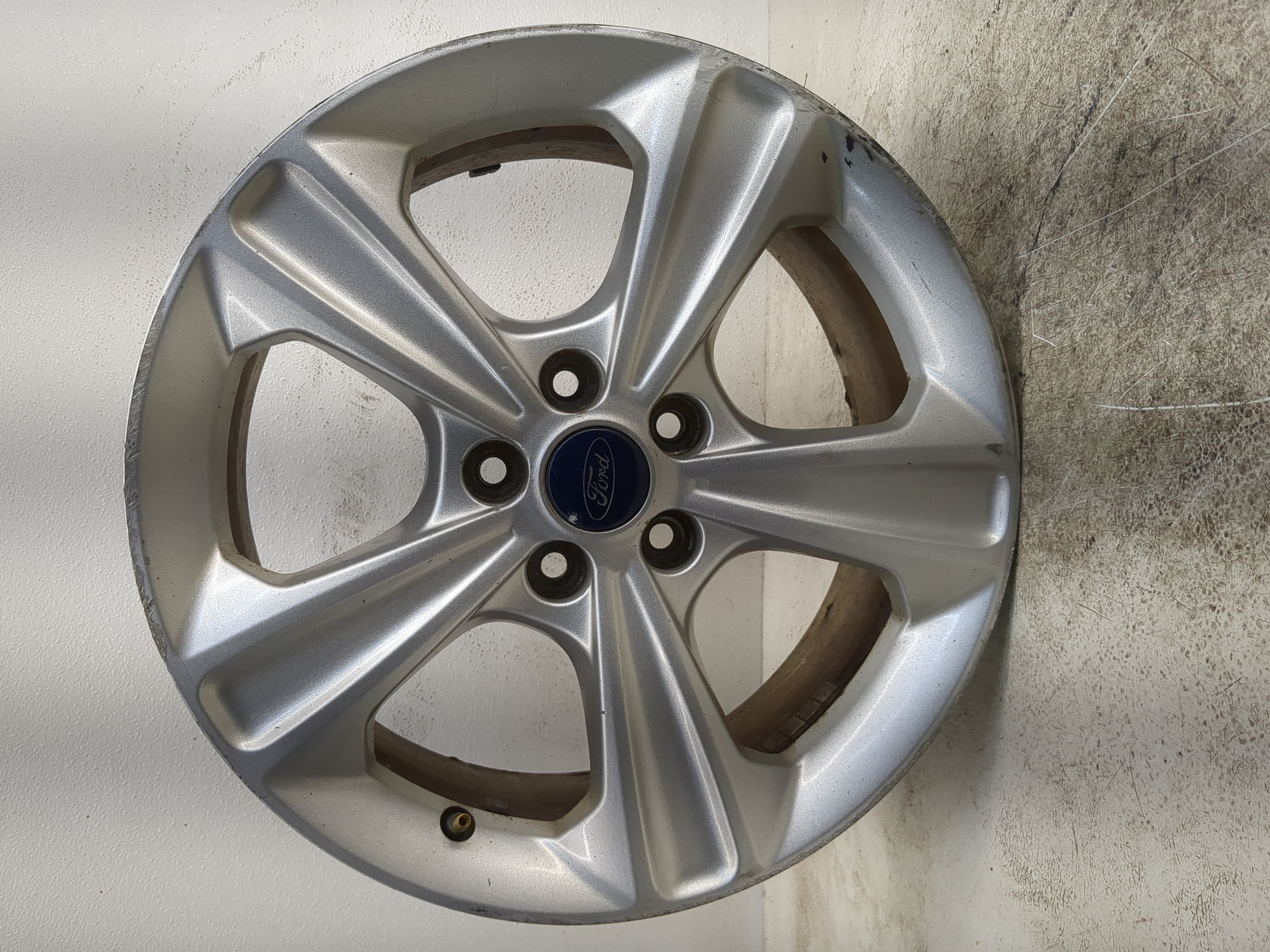 2013-2016 Ford Escape Oem Wheel Rim 1191785 - Oemusedautoparts1.com