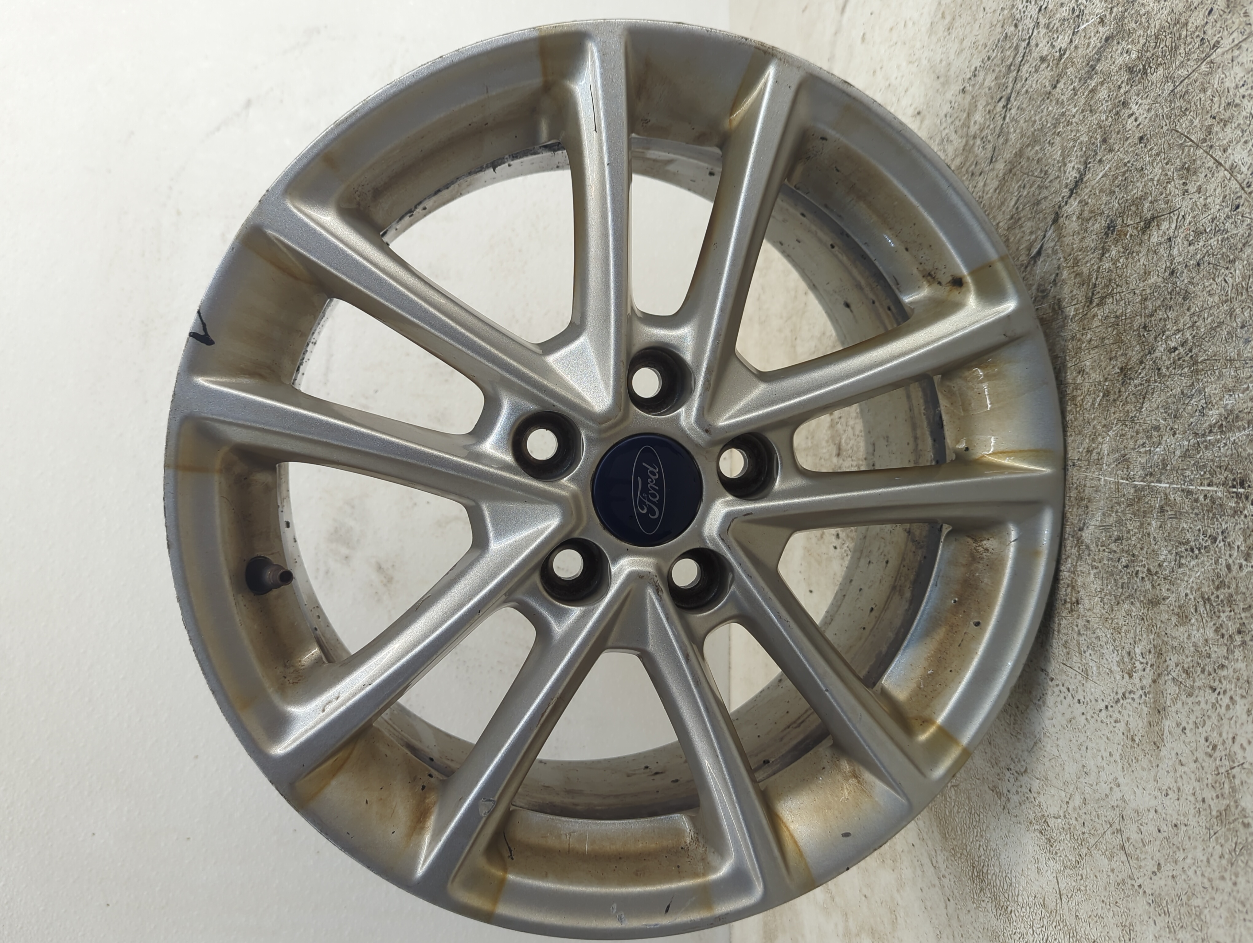 2015-2018 Ford Focus Oem Wheel Rim 1192952 - Oemusedautoparts1.com