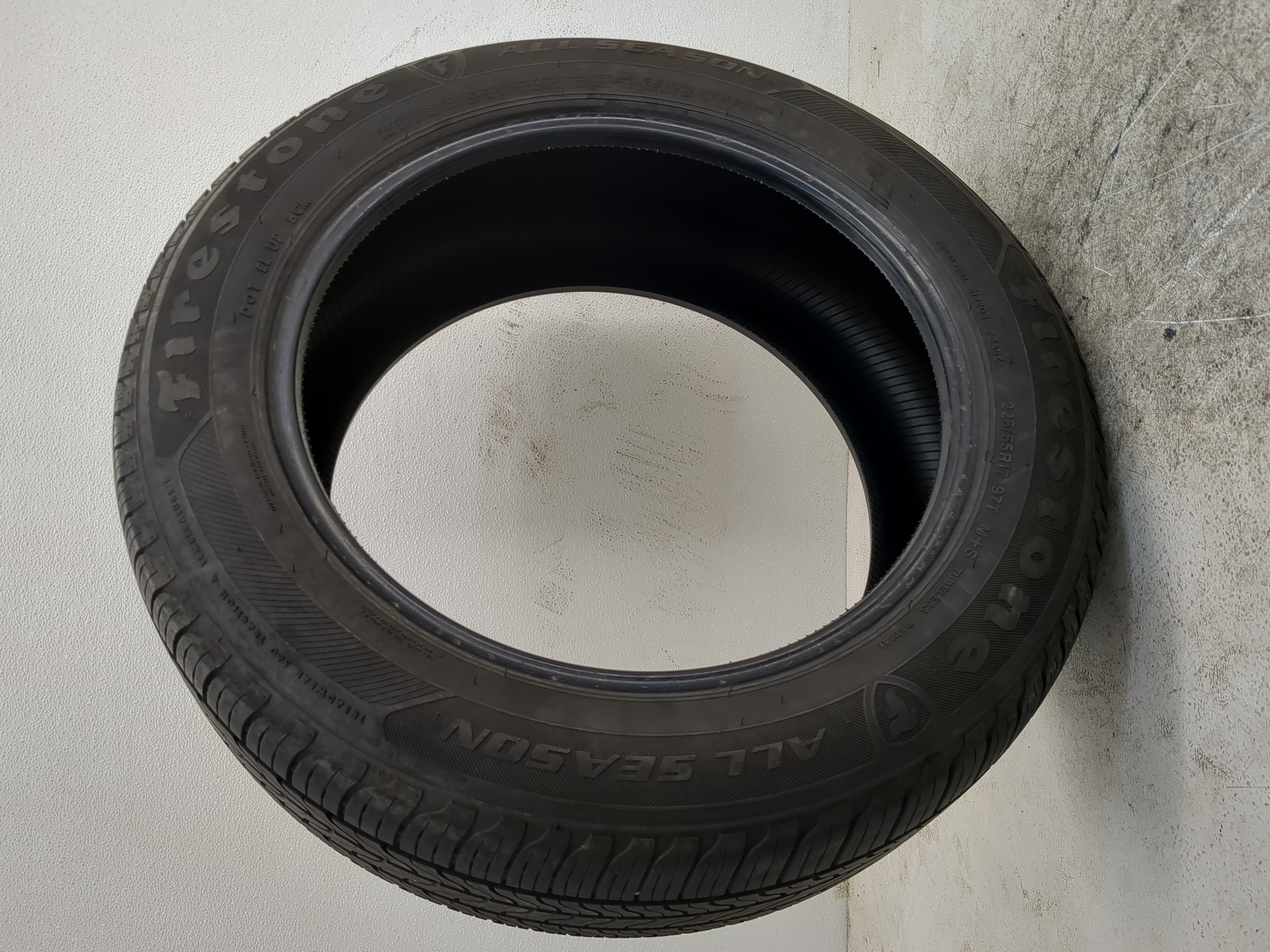 Used Tire 225/55R17 FIRESTONE ALL SEASON 97T - Tread Depth 8/32 - Oemusedautoparts1.com