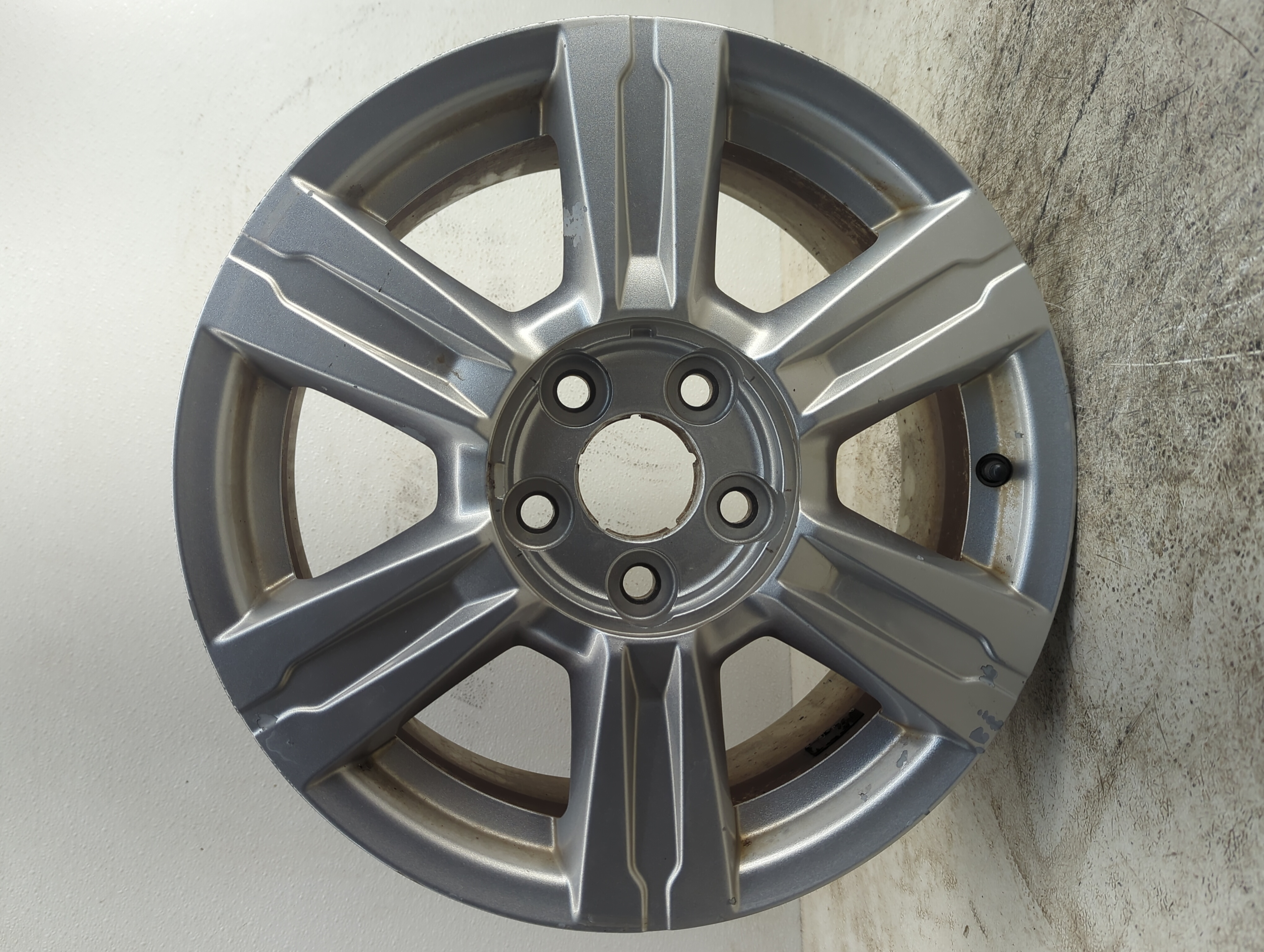 2014-2017 Gmc Terrain Oem Wheel Rim 1194842 - Oemusedautoparts1.com